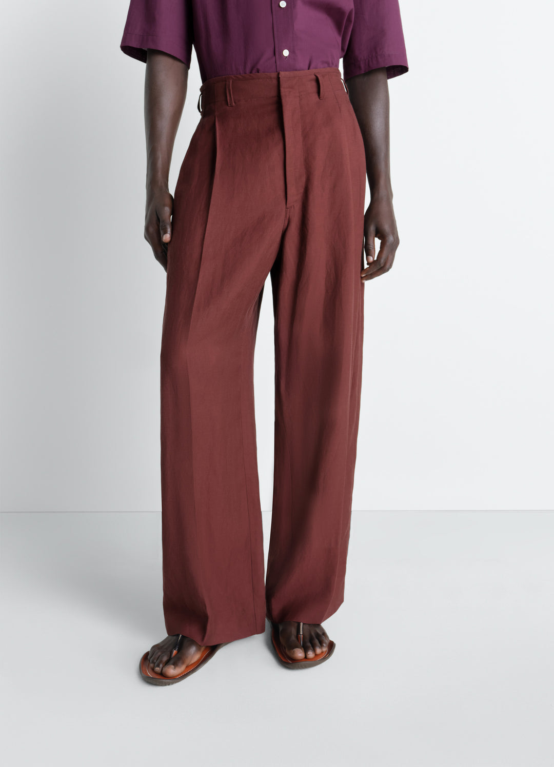 Pleated Tailored Pants in Viscose Linen Gabardine, model shot, front view wide leg