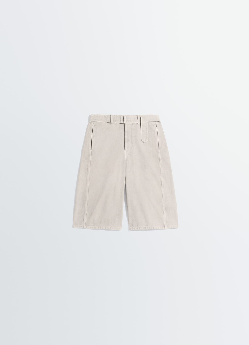 Denim short in heavy broken twill snow