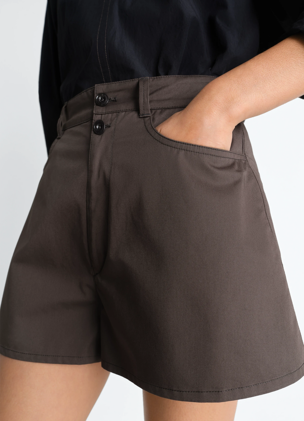 Shorts in cotton twill