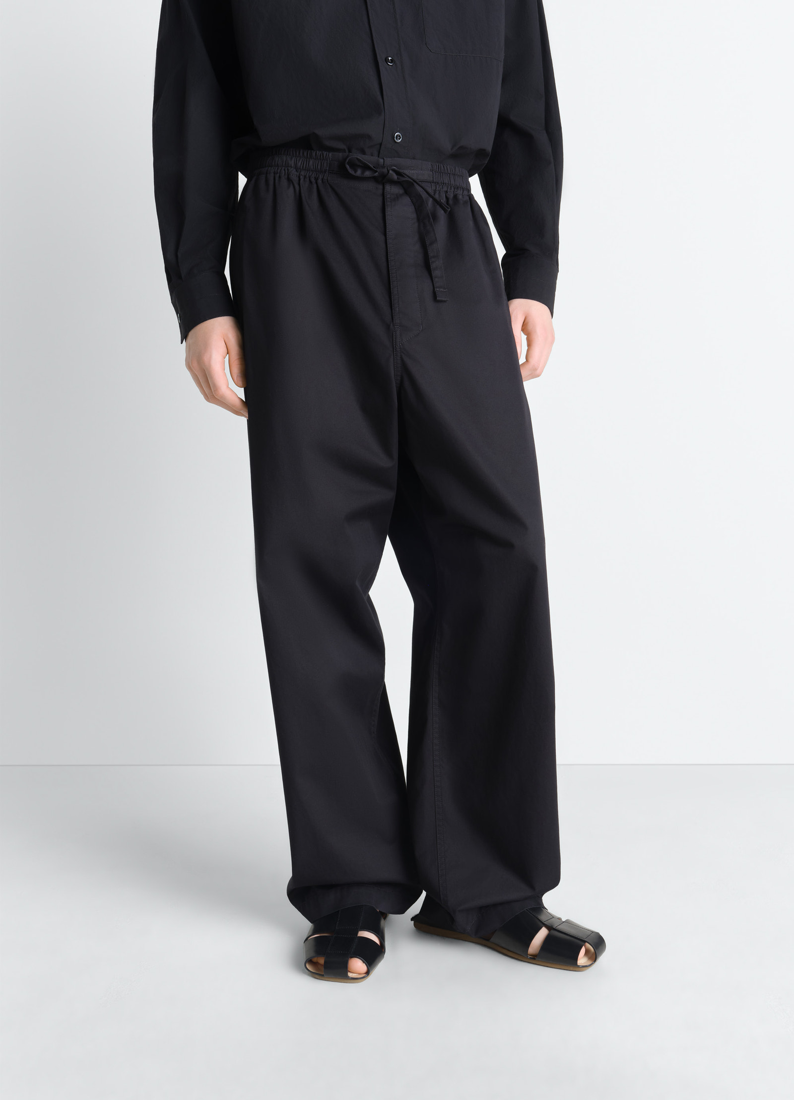 Lemaire pyjama pants in light cotton twill, model shot, front view wide leg