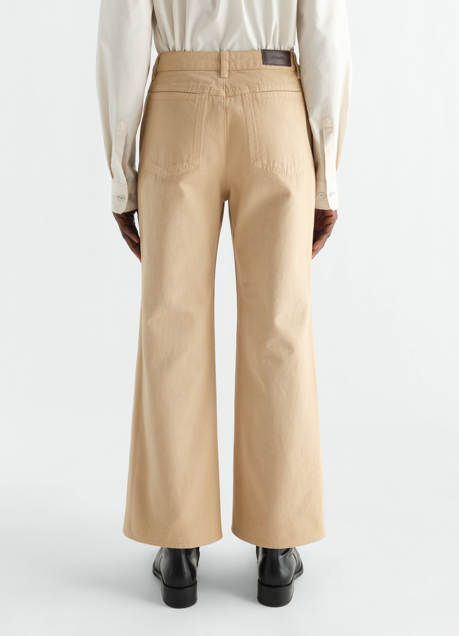 Flared five-pocket pants in heavy garment-dyed broken twill
