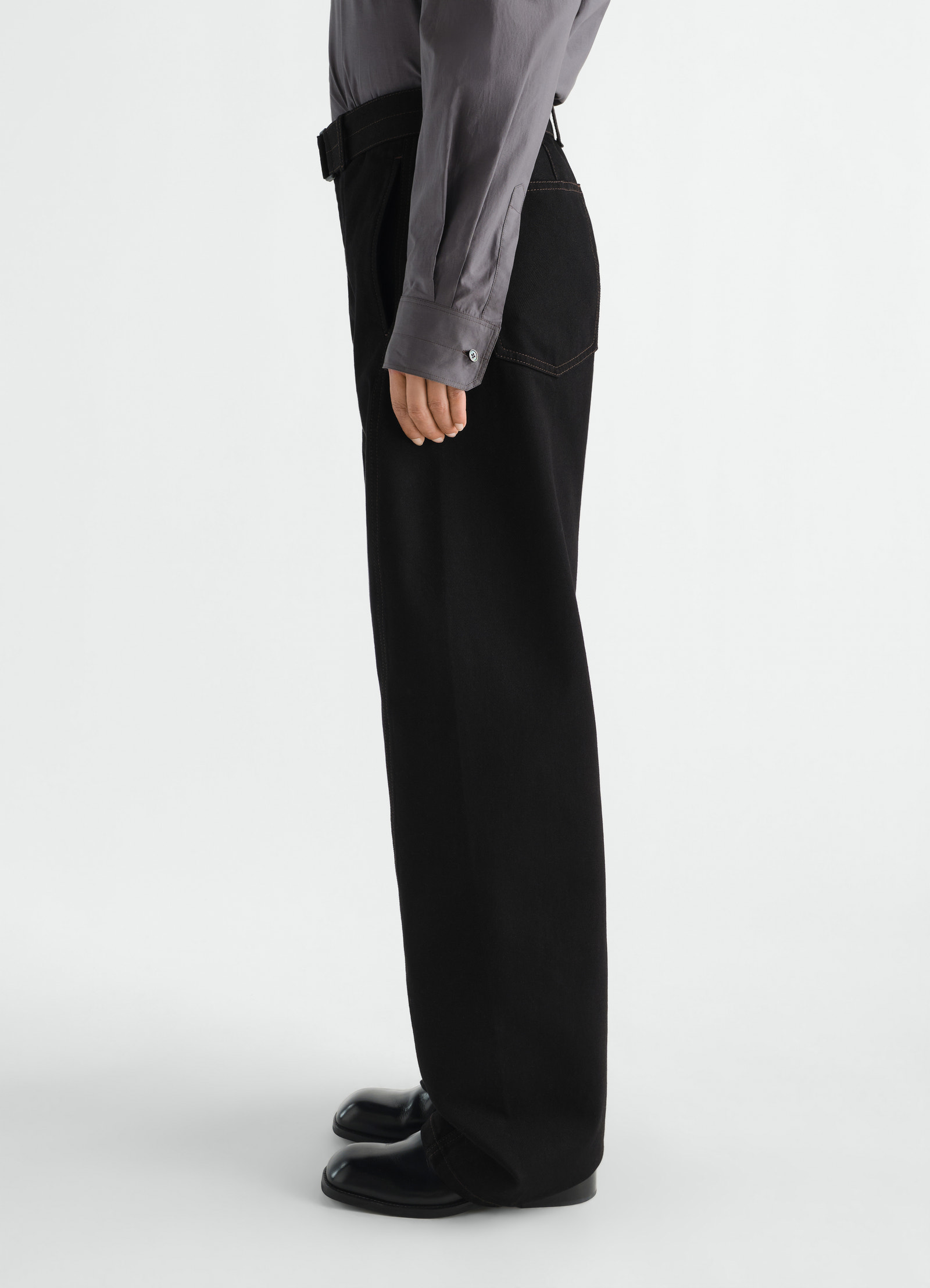 Twisted belted pants in denim