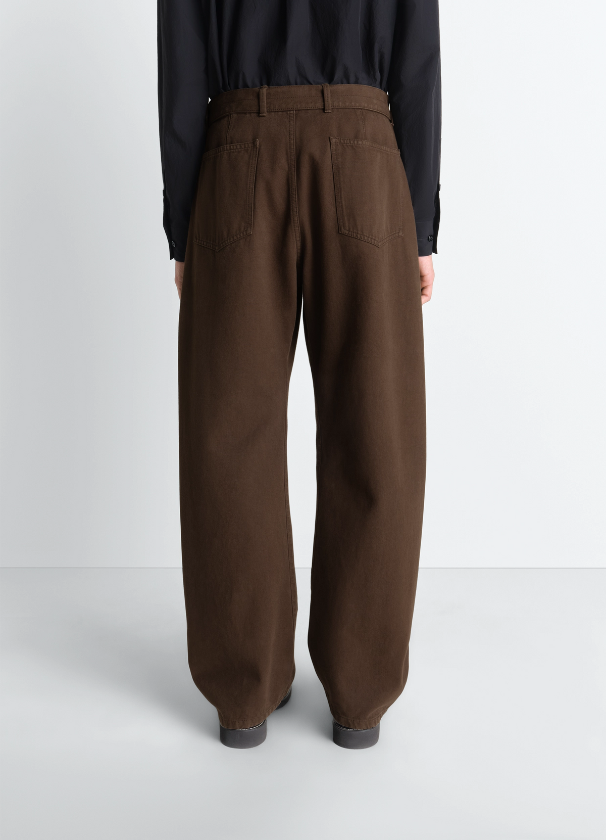 TWISTED BELTED PANTS IN DYED HEAVY BROKEN TWILL - Cacao - Dyed