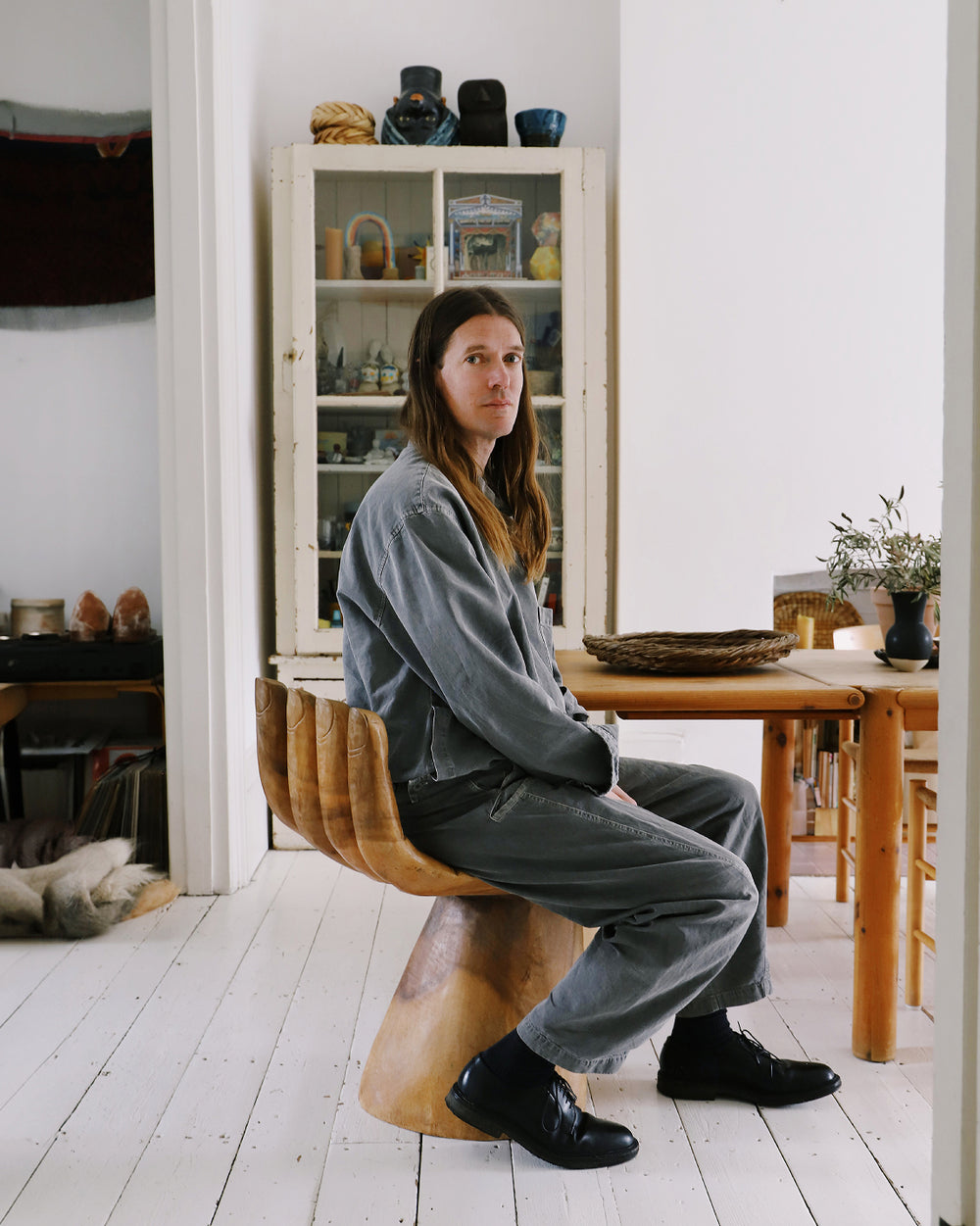 Grey denim jacket and pants in Grey denim, model shot, Side view Relaxed fit