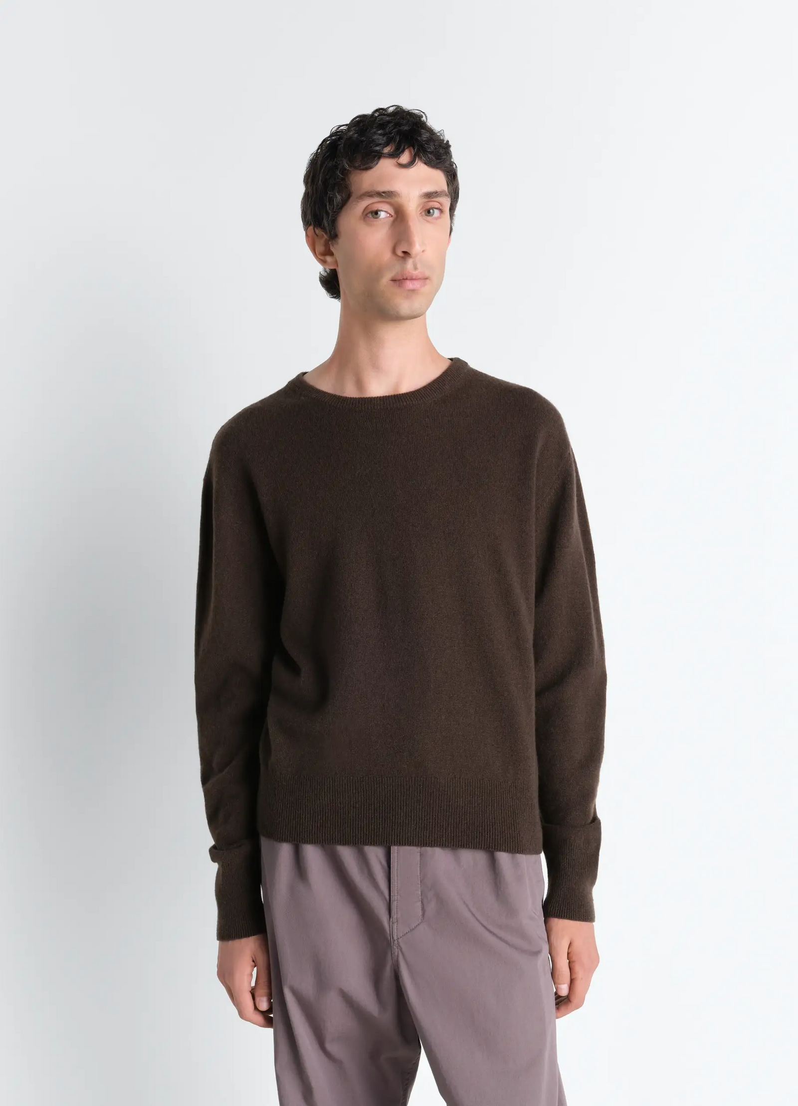 Lemaire crew neck sweater in cashmere wool brown, model shot, half body view unisex straight fit