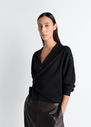 TWISTED CARDIGAN AUS EINER MERINOWOLLMISCHUNG