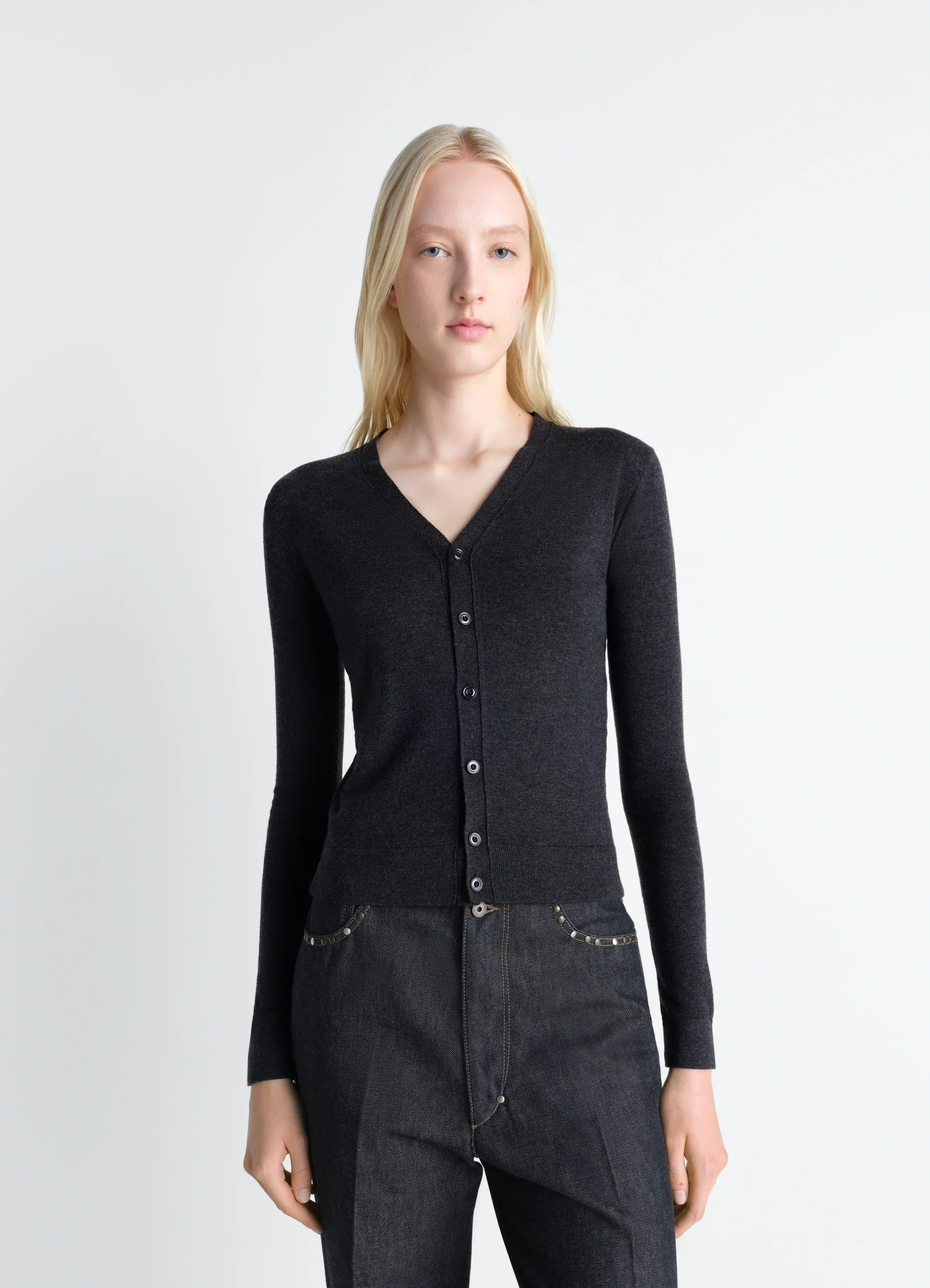 V NECK BUTTONED CARDIGAN IN FINE WOOL - Anthracite Melange - Fine