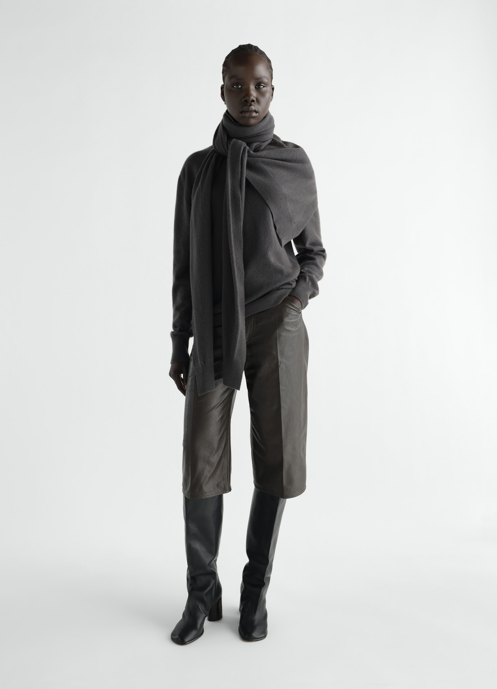 Stand-collar sweater in cashmere