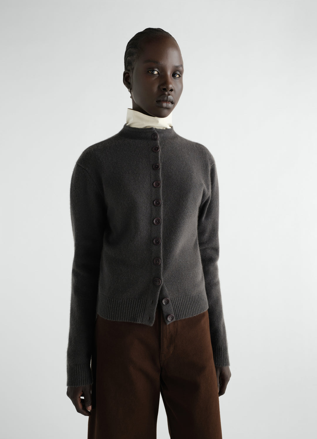 REVERSIBLE BUTTONED SWEATER IN CASHMERE