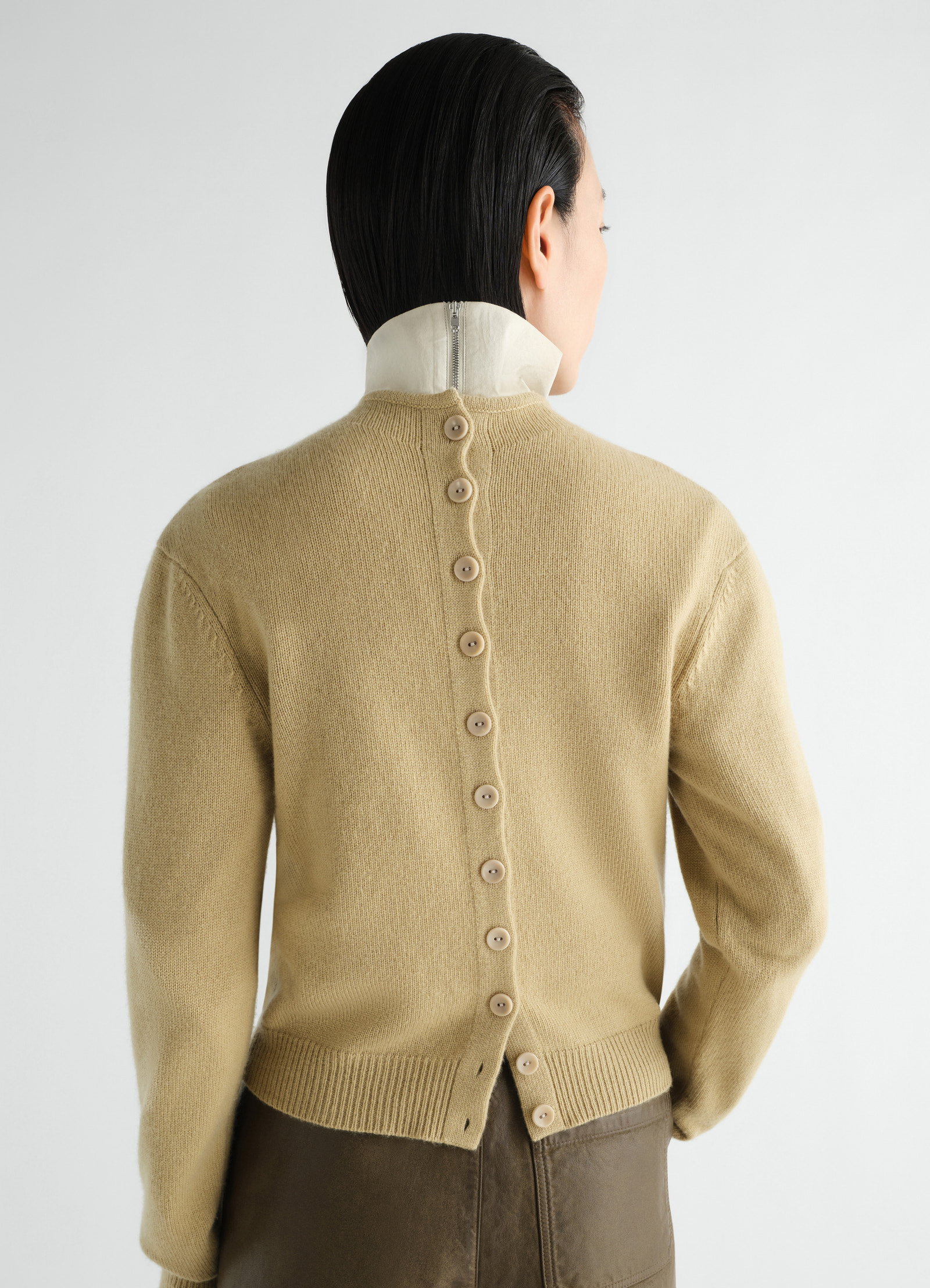 Stand-collar sweater in cashmere