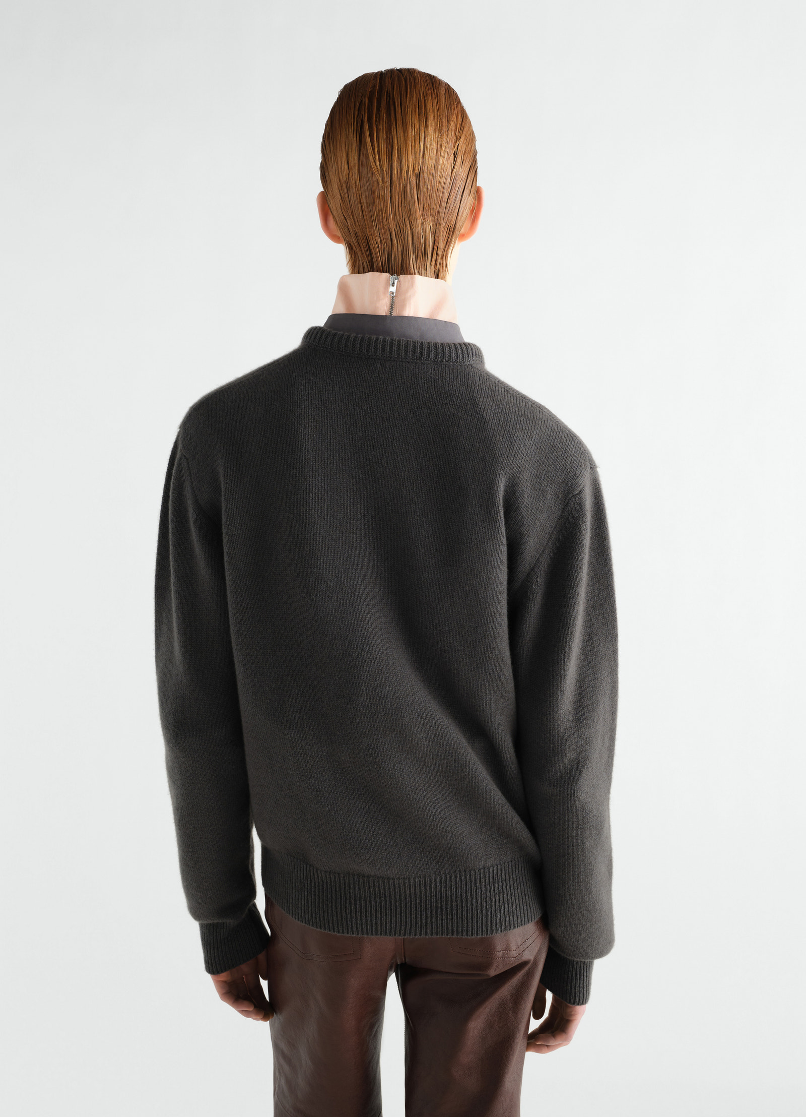 V-neck sweater in cashmere