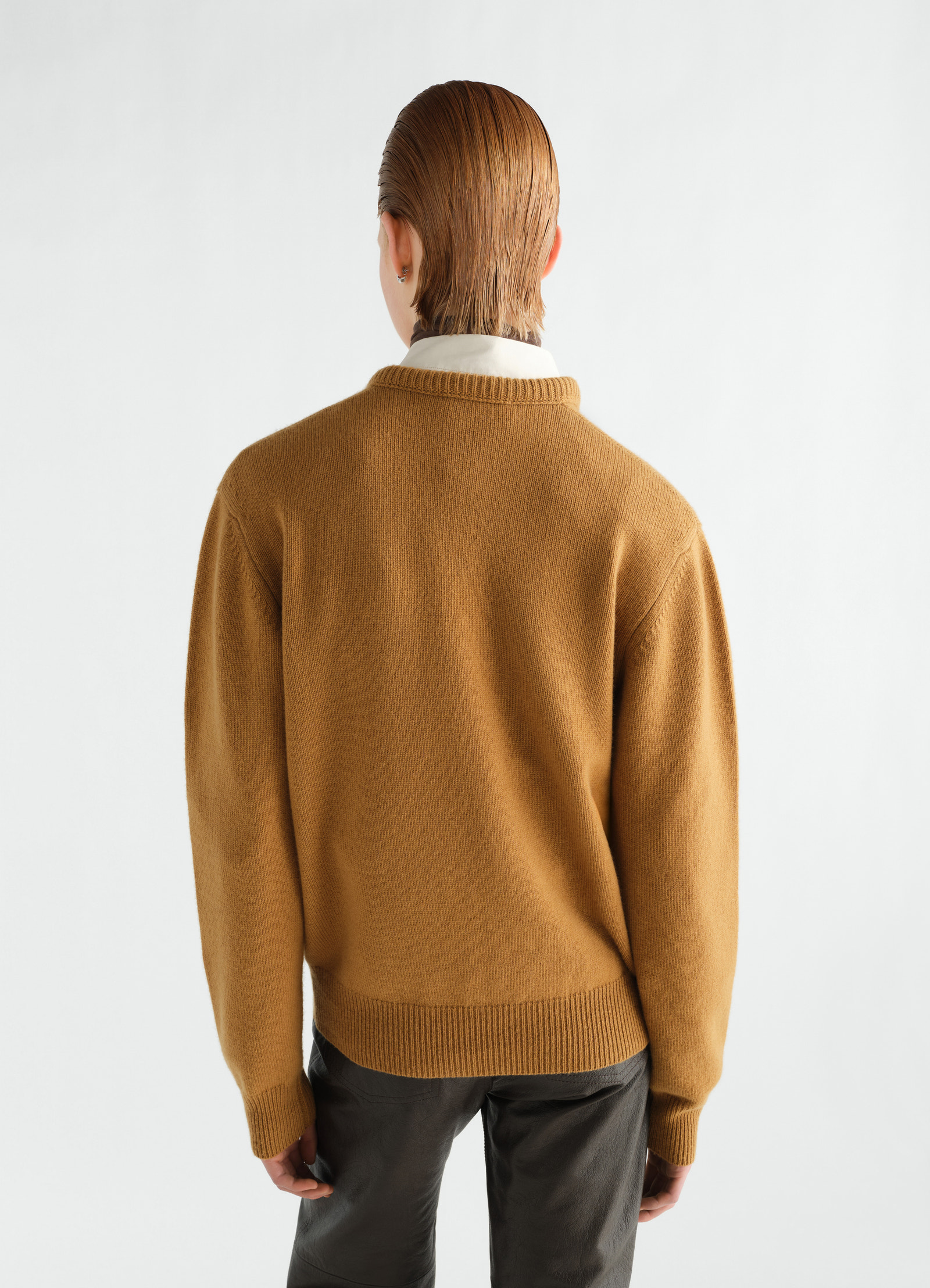 V-neck sweater in cashmere
