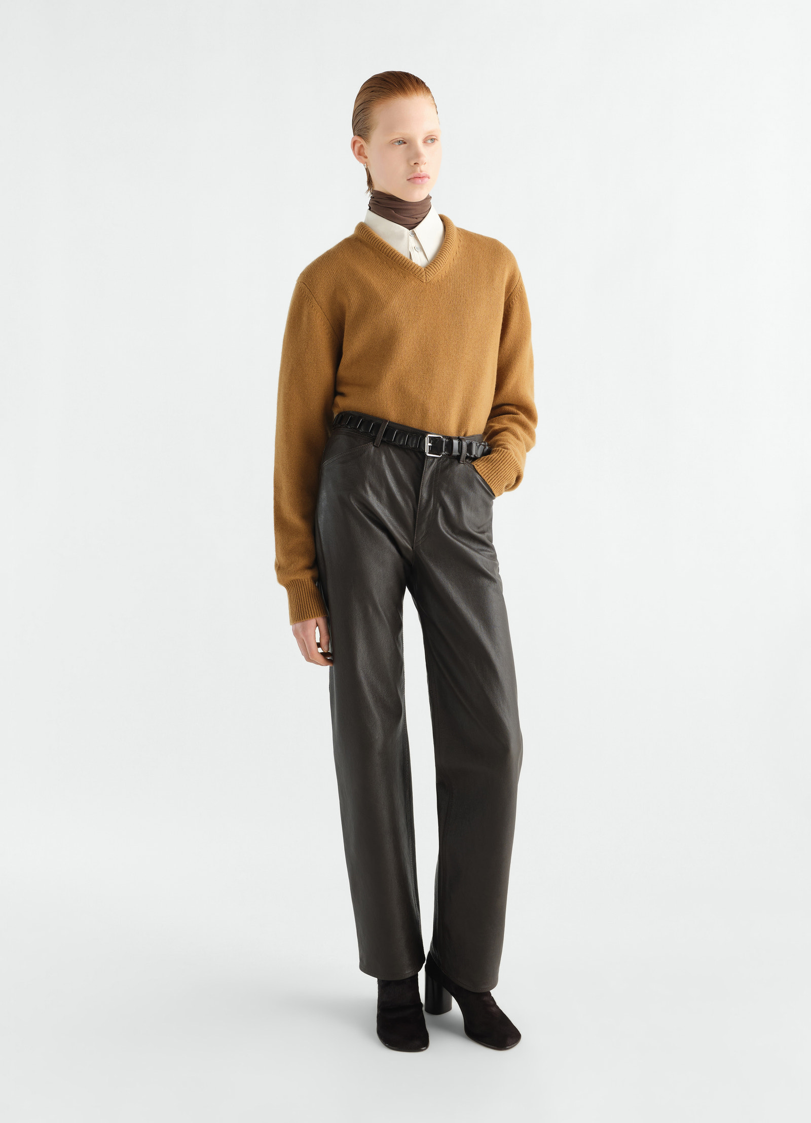 V-neck sweater in cashmere