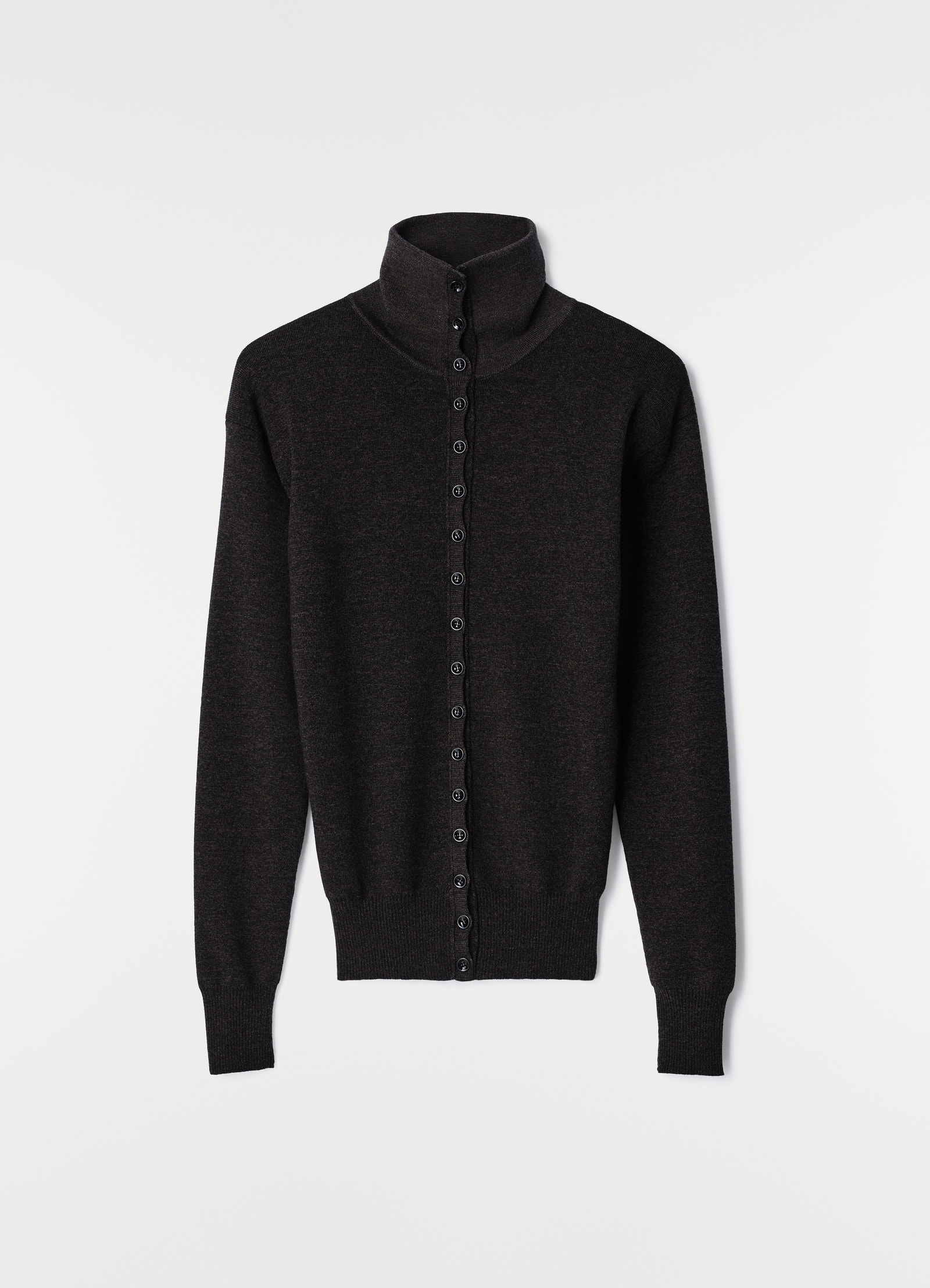 Buttoned top in fine wool