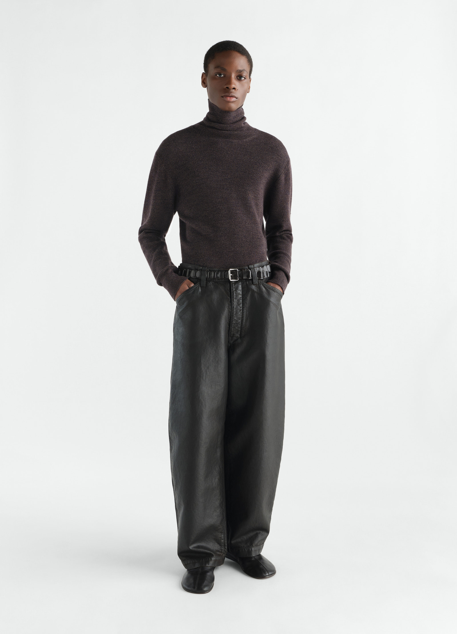 Stand-collar sweater in fine mouliné merino wool