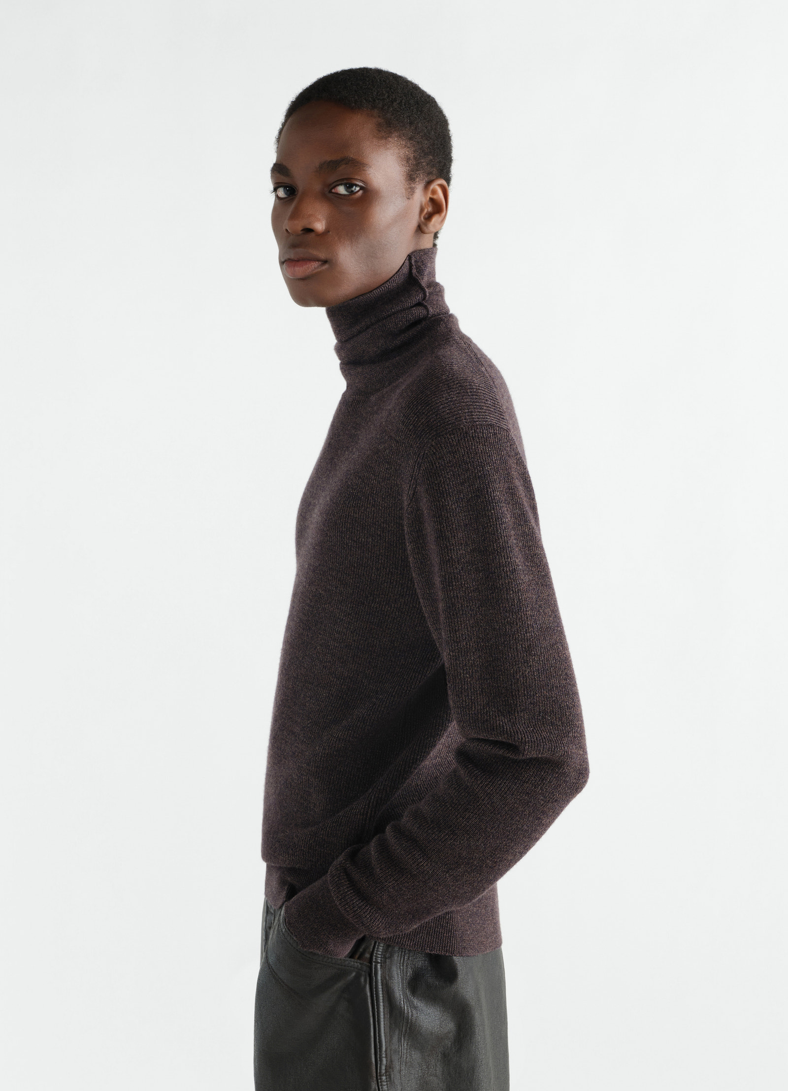 Stand-collar sweater in fine mouliné merino wool