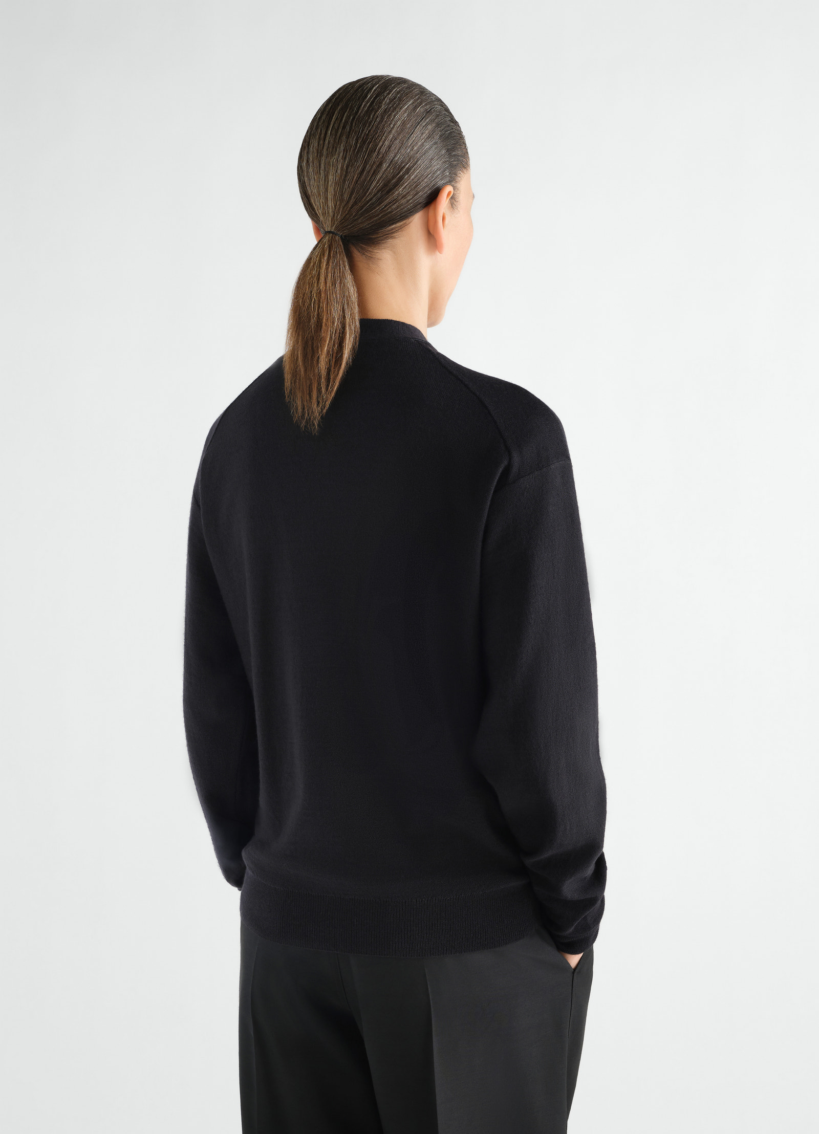 Locker geschnittener twisted cardigan aus merinomischung