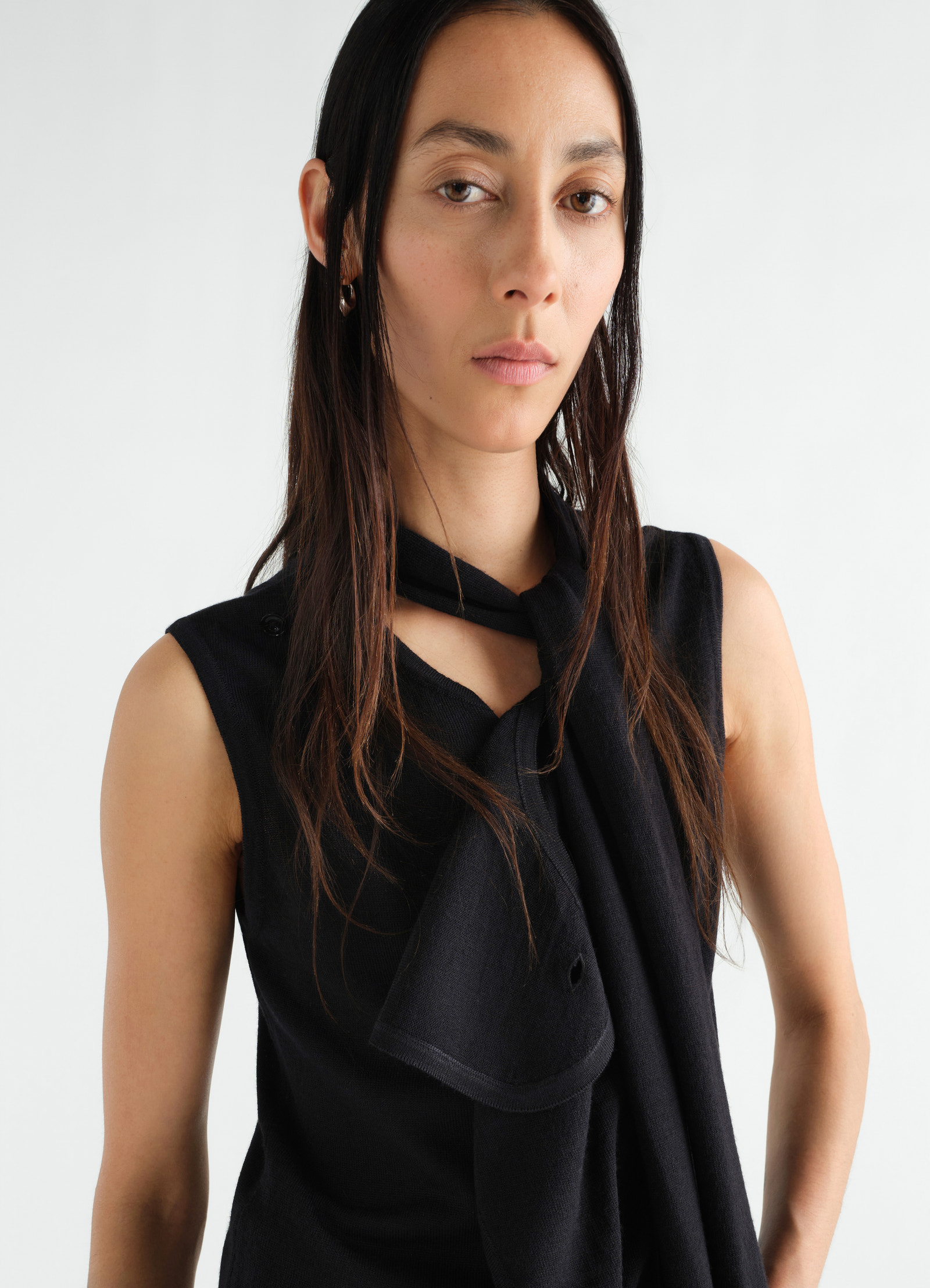 Asymmetrical cardigan in merino wool blend