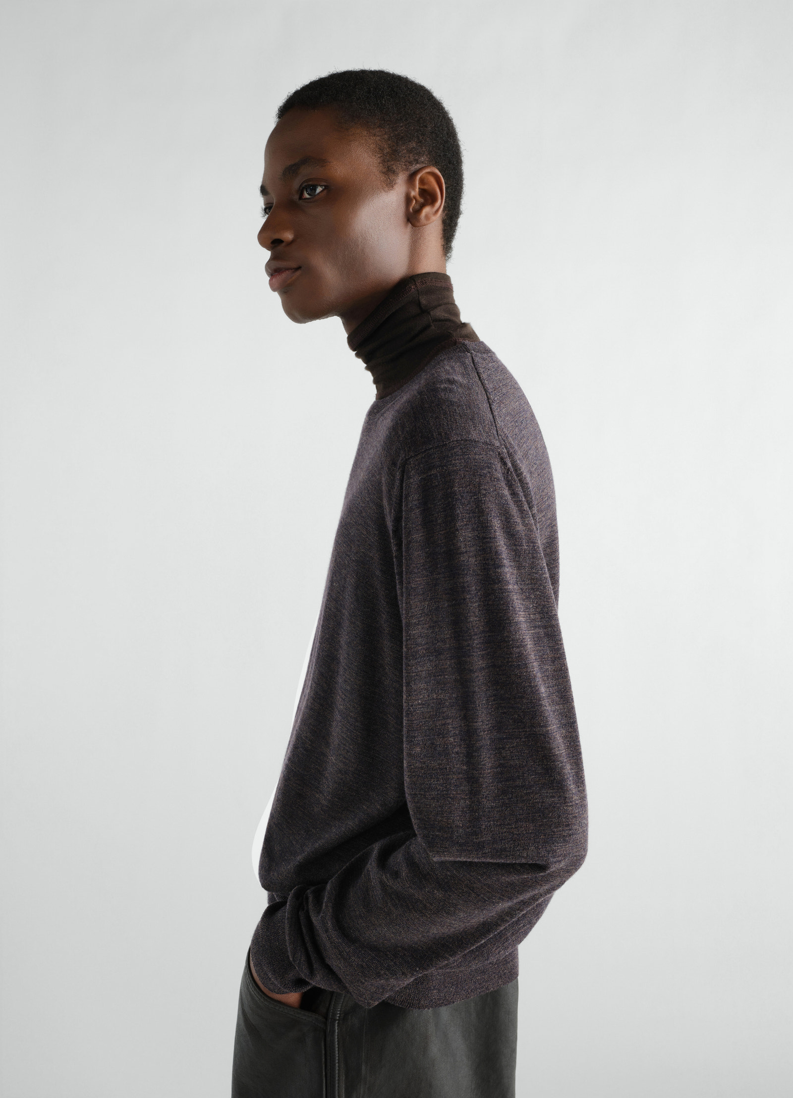 Crew-neck sweater in fine mouliné merino wool