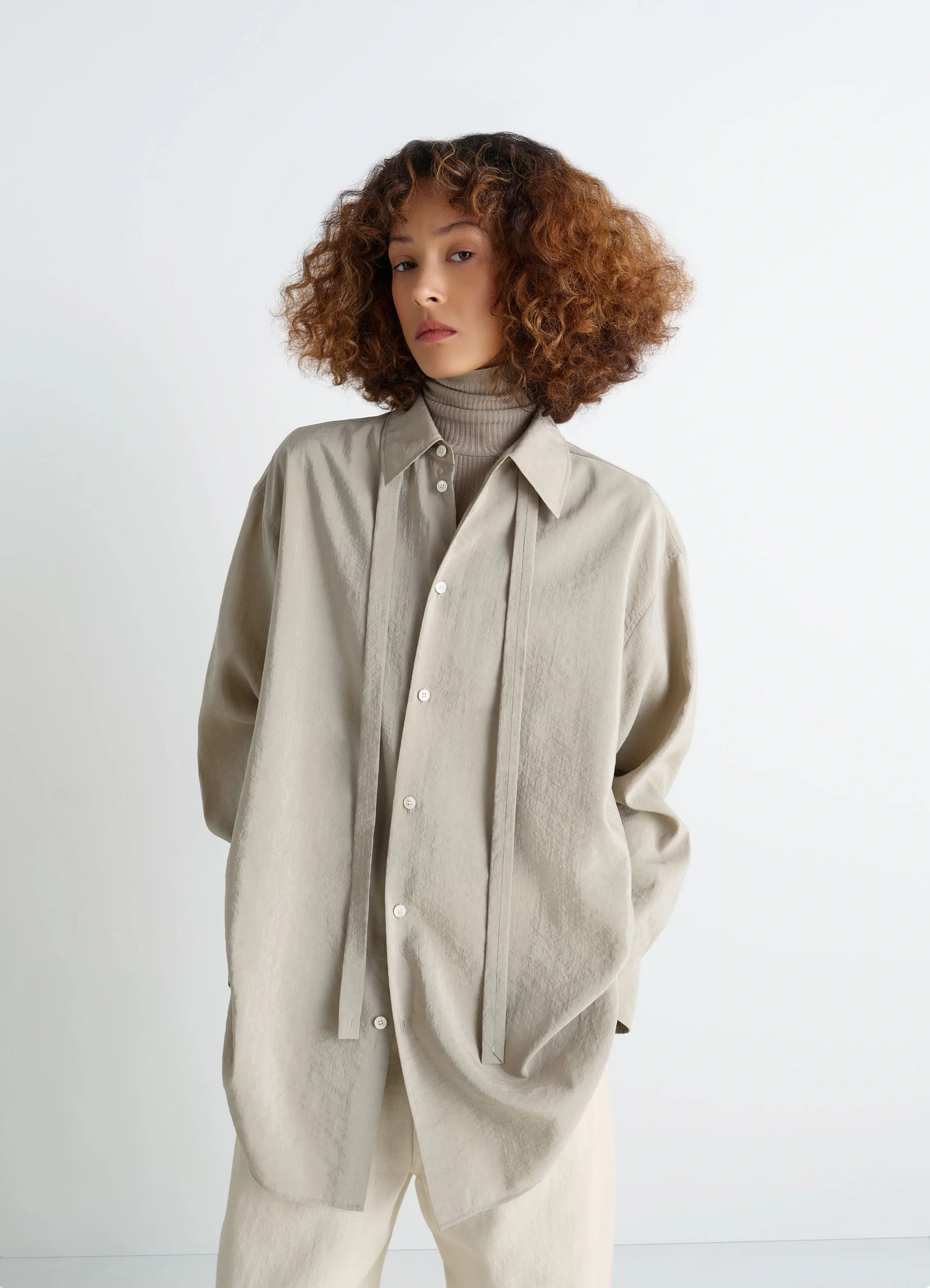 Lemaire long shirt with tie in dry silk blend, model shot, front view oversized fit, necktie style