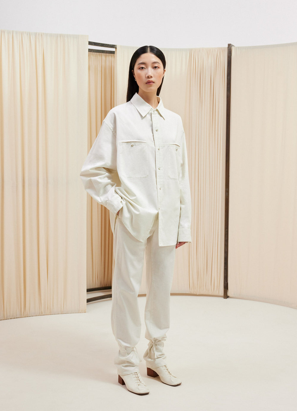 Lemaire Welt Pocket Shirt in Light Cotton Broken Twill, model shot, front view unisex, relaxed fit