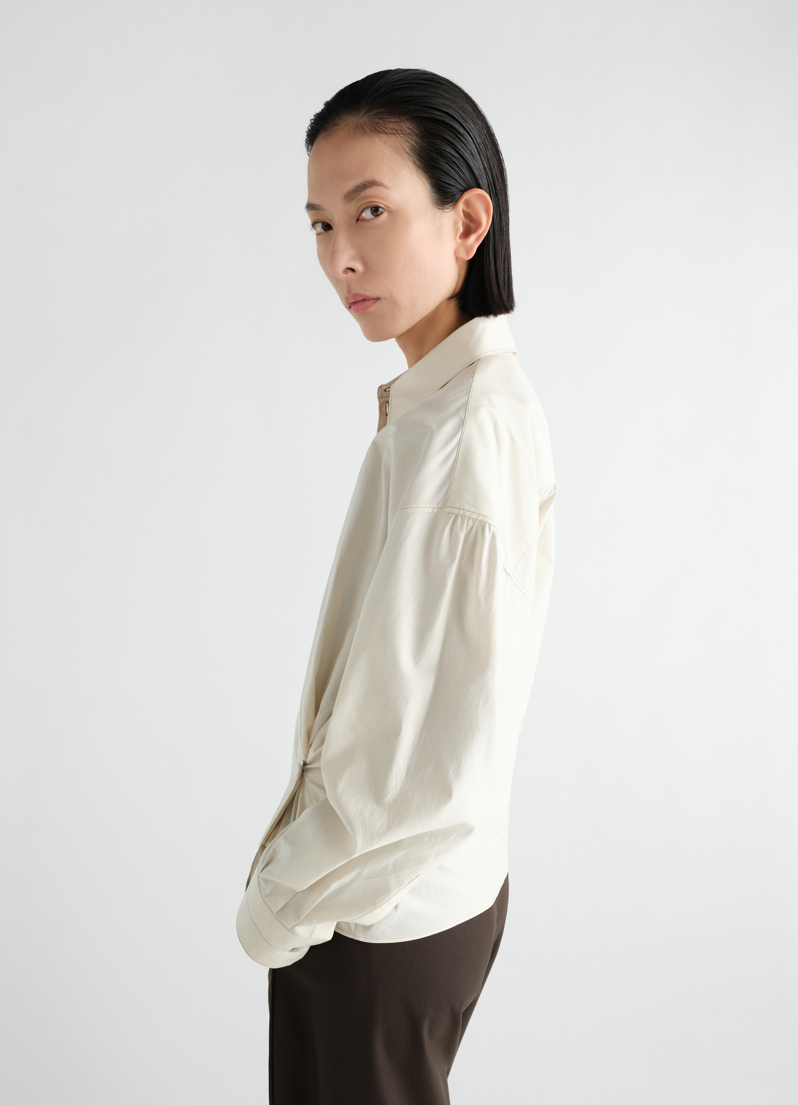 Straight collar twisted shirt in washed cotton silk