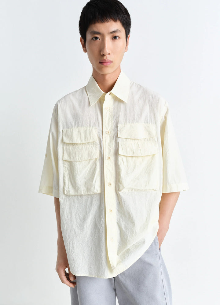 Utility Shirt in Light Cotton Crepe, model shot, Front view Oversized with button placket