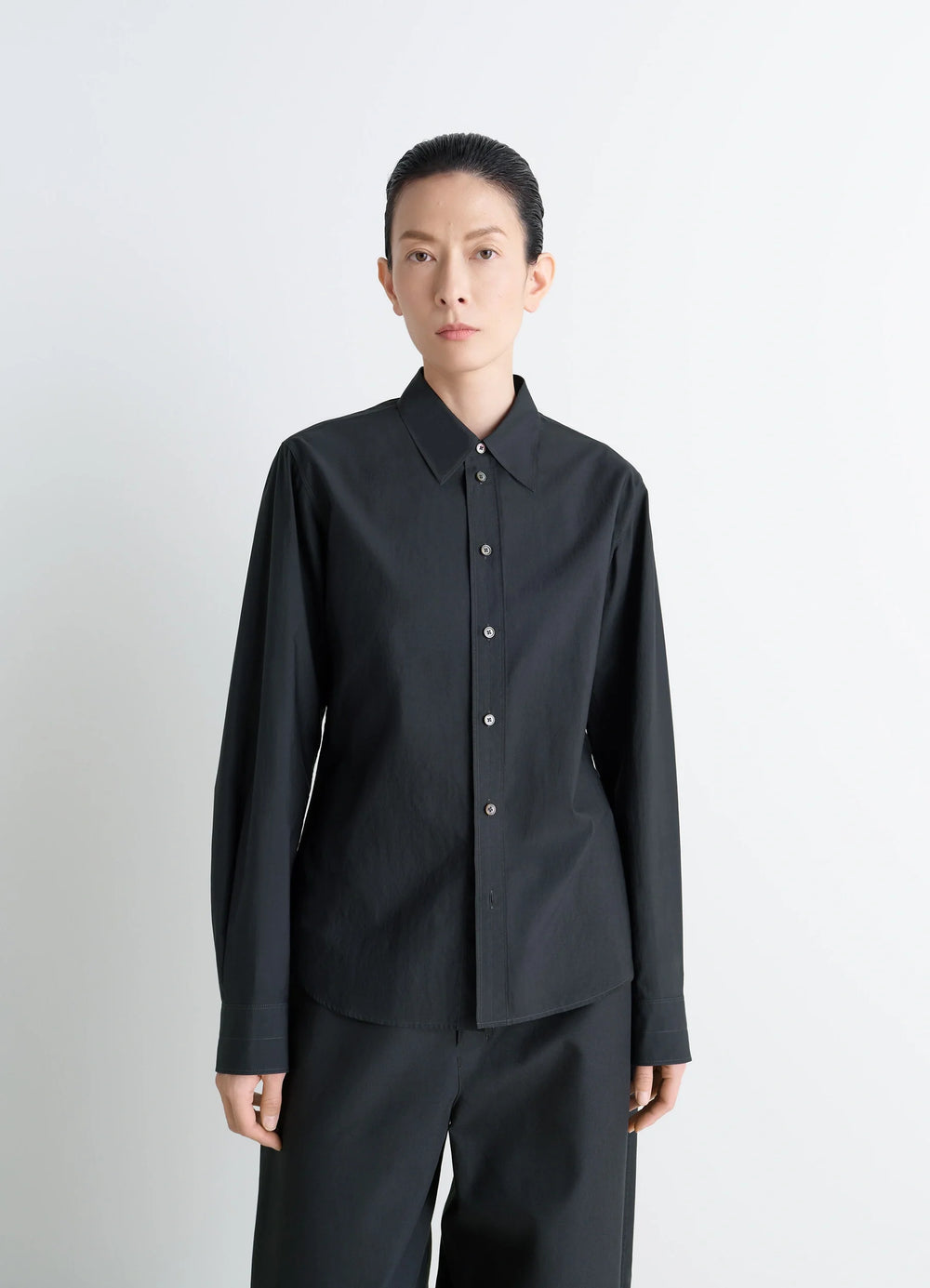 Pointed Collar Shirt in Washed Black Cotton-Silk, model shot, Front view Fitted cut, pointed collar