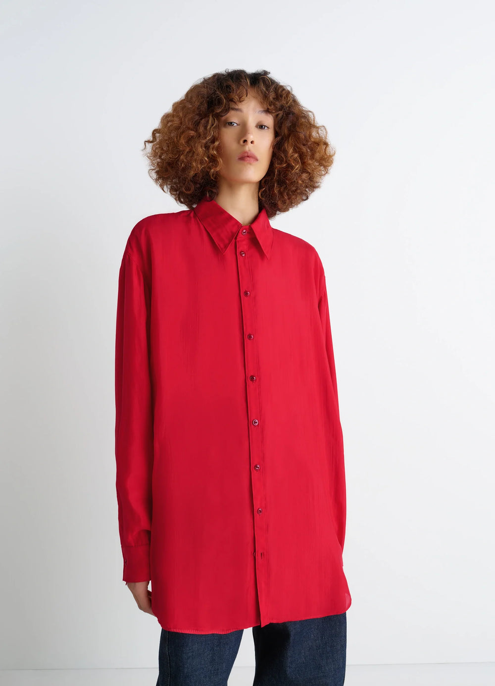 Lemaire Flowing Shirt in Parachute Silk Chiffon, model shot, Front view Oversized fluid fit