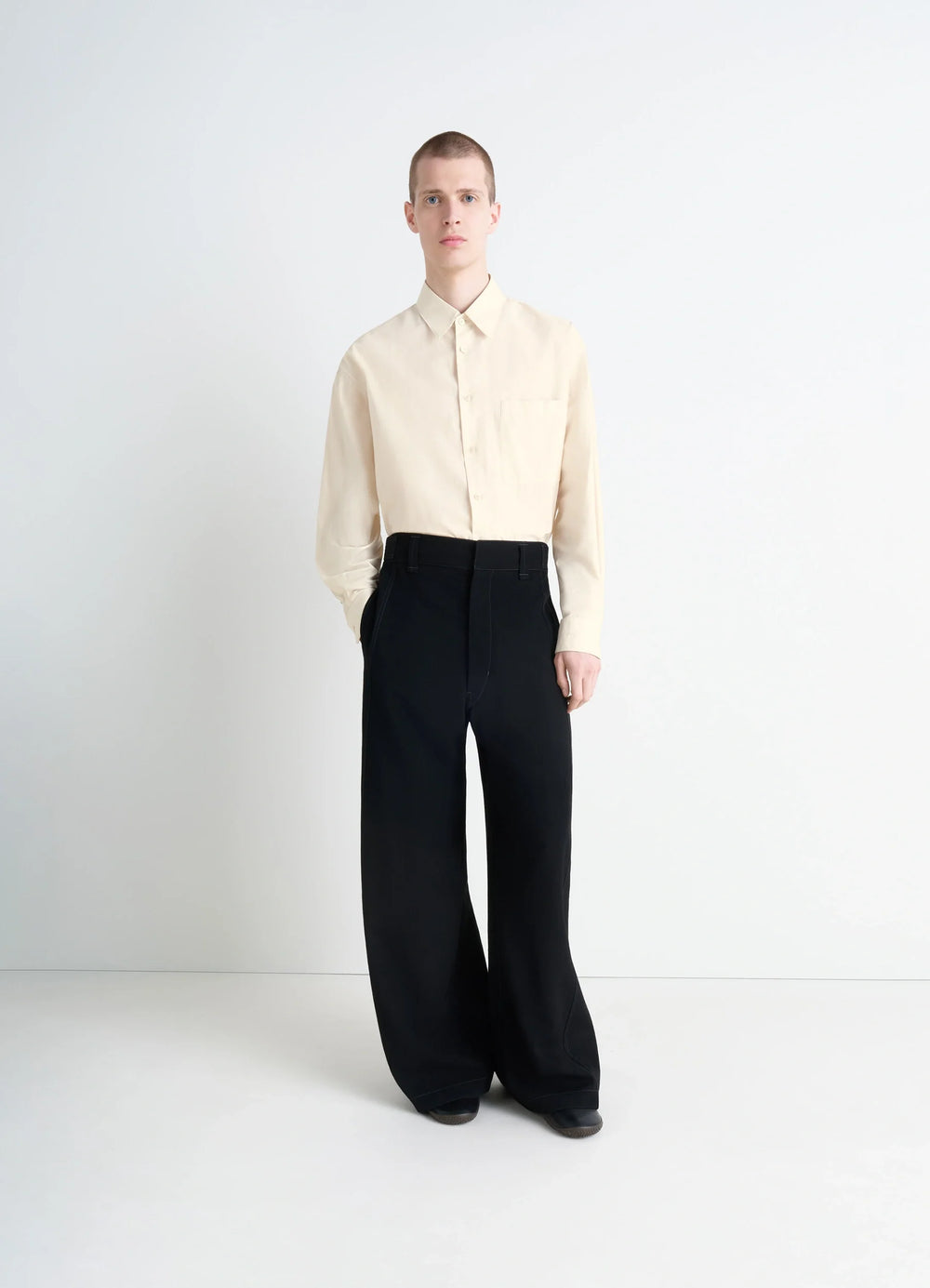 Lemaire Regular Shirt in Washed Cotton and Silk, model shot, three-quarter view loose fit