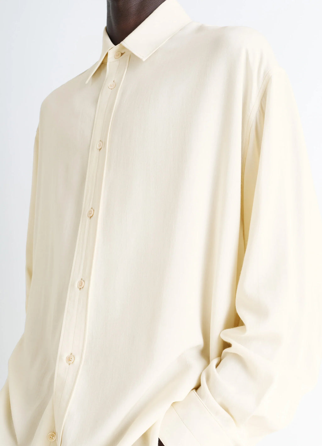 Lemaire Relaxed Shirt in Light Viscose Wool Blend, model shot, detail shot collar and button detail
