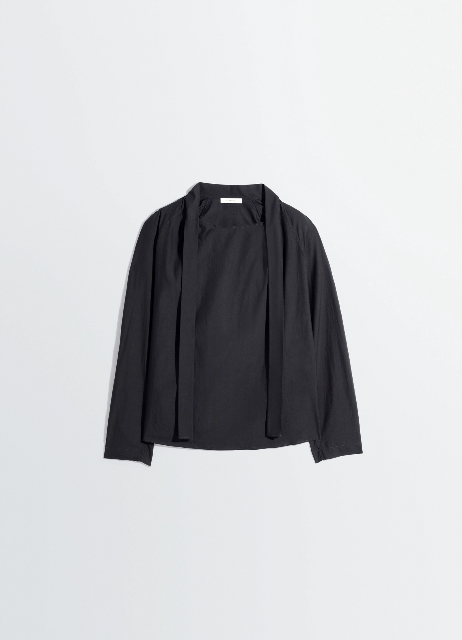 Ascot blouse in washed cotton silk in washed cotton silk, product shot, top-down view squared neckline detail