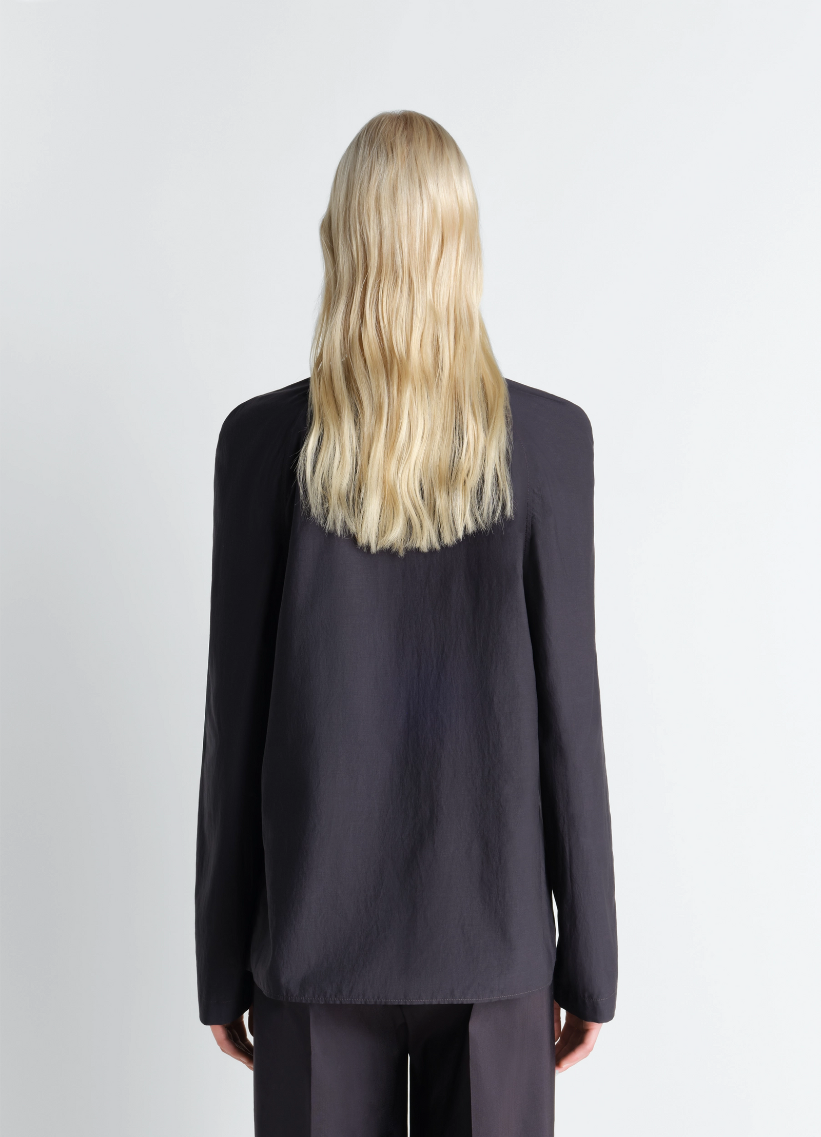 Ascot blouse in washed cotton silk in washed cotton silk, model shot, back view draped back detail