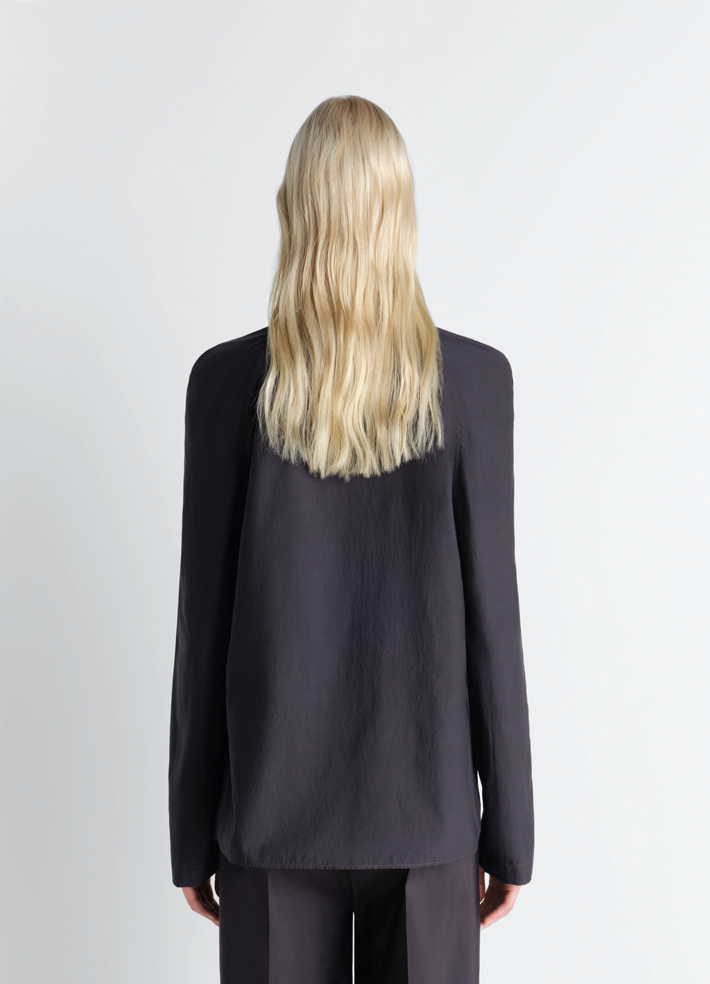 Ascot blouse in washed cotton silk