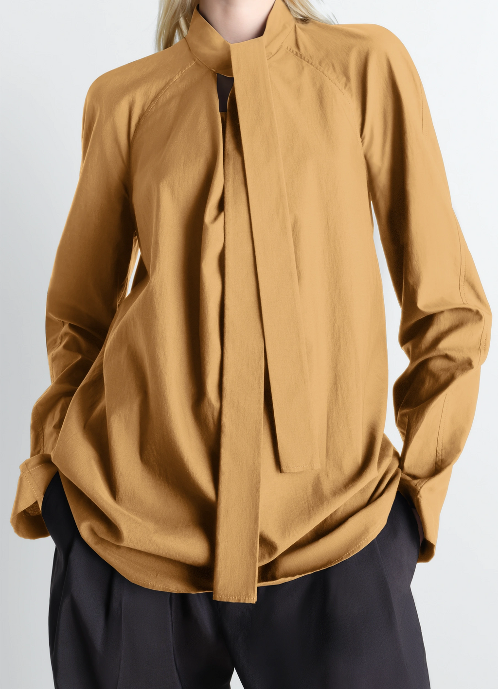 Ascot blouse in washed cotton silk