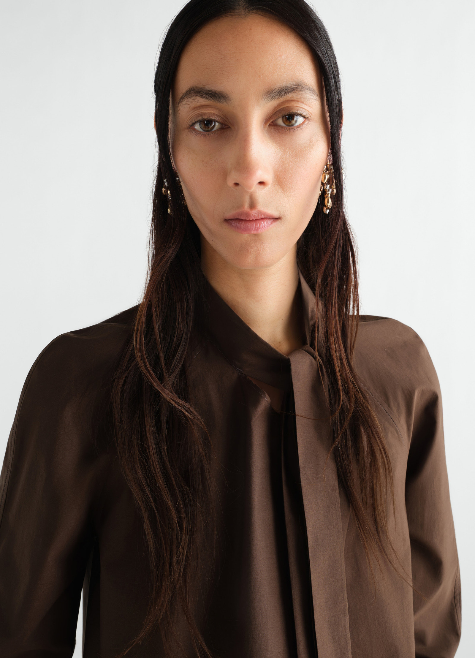 Ascot blouse in washed cotton silk