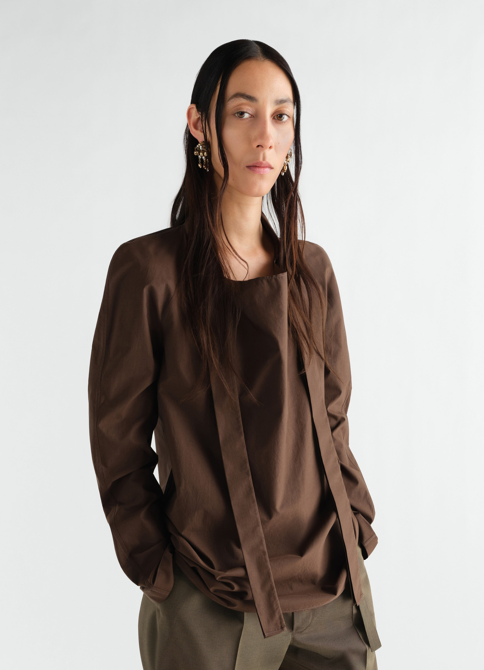 Ascot blouse in washed cotton silk