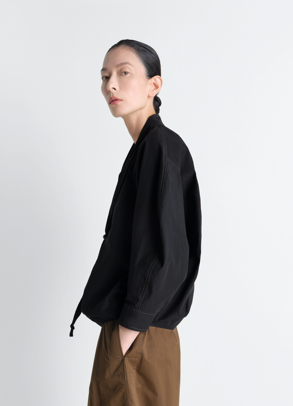 スカーフ付きブラウス