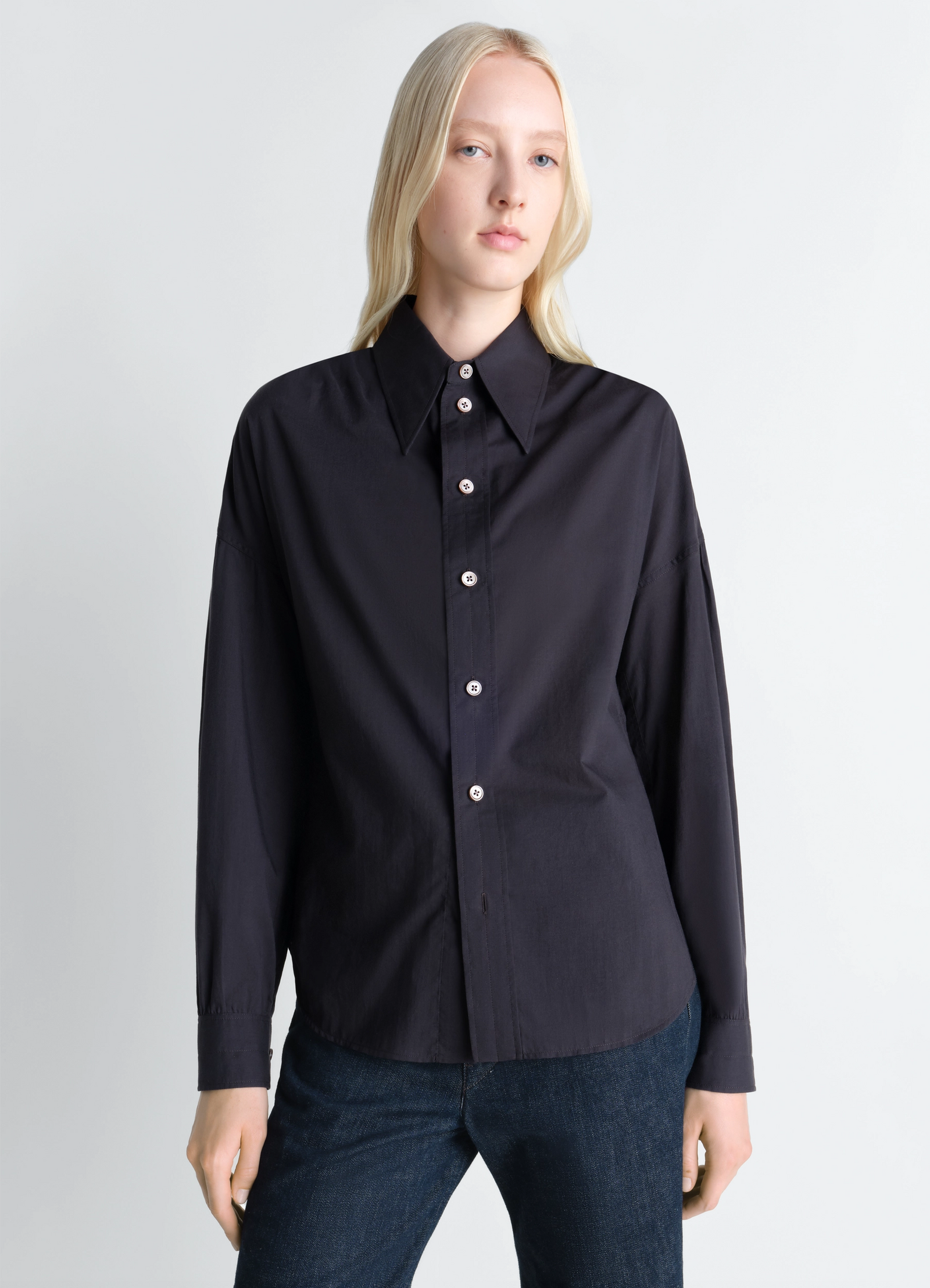 Lemaire soft pointed collar shirt in washed cotton muslin, model shot, front view fitted cut