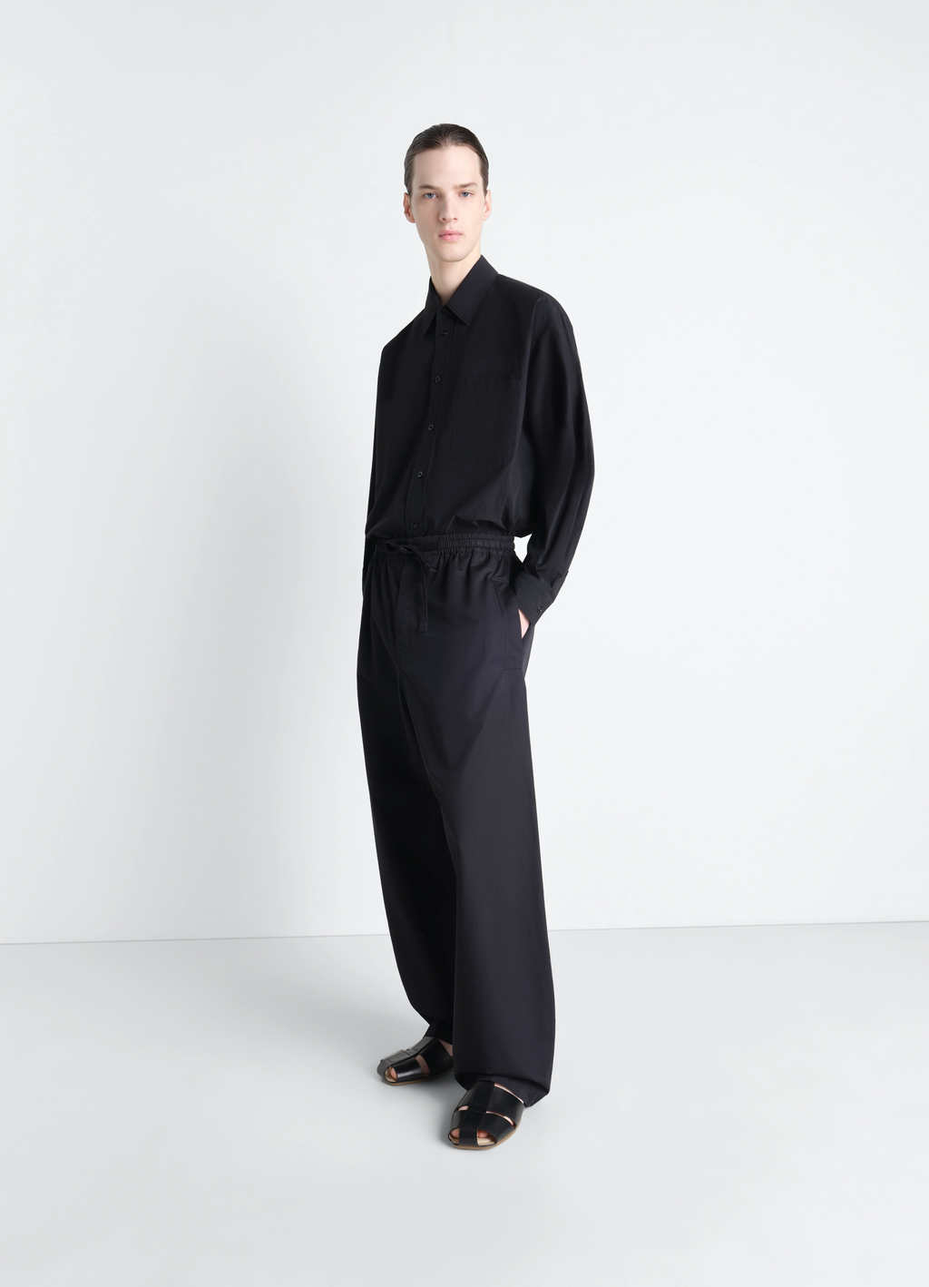 クレープコットンの2ポケットシャツ