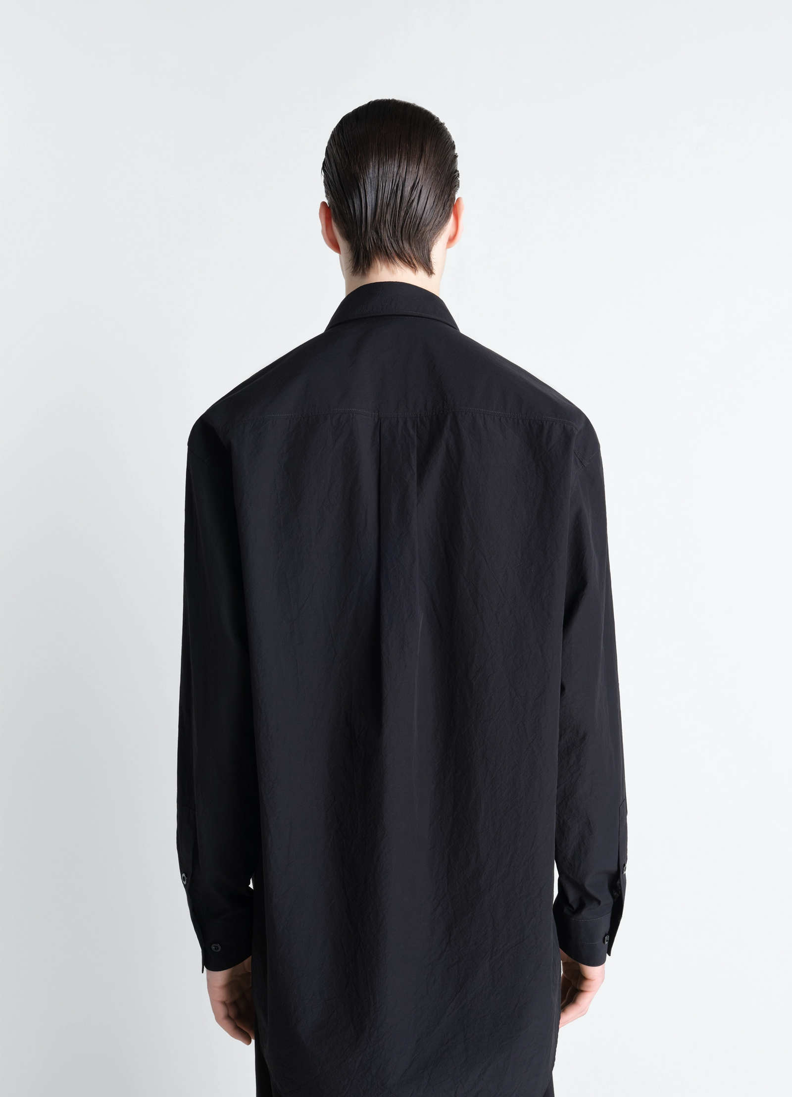 Two pocket shirt in crepe cotton