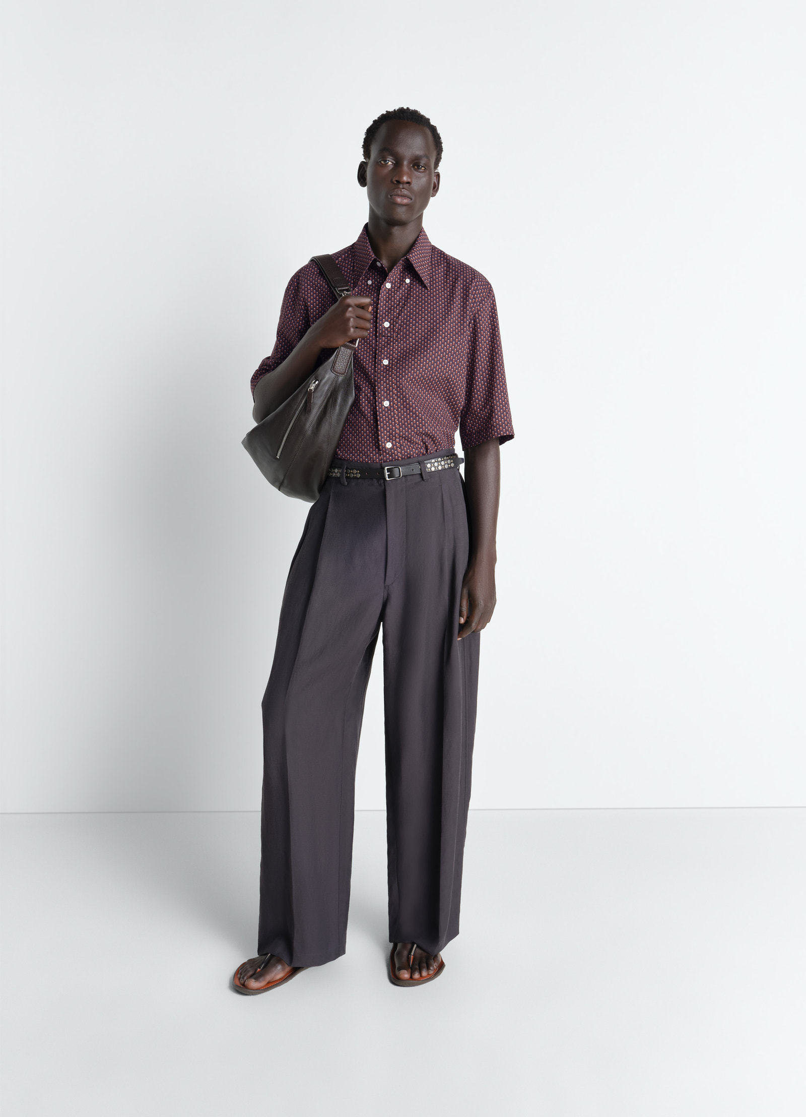 Lemaire short sleeve shirt in geometric printed cotton, model shot, porte side view short sleeves with loose fit