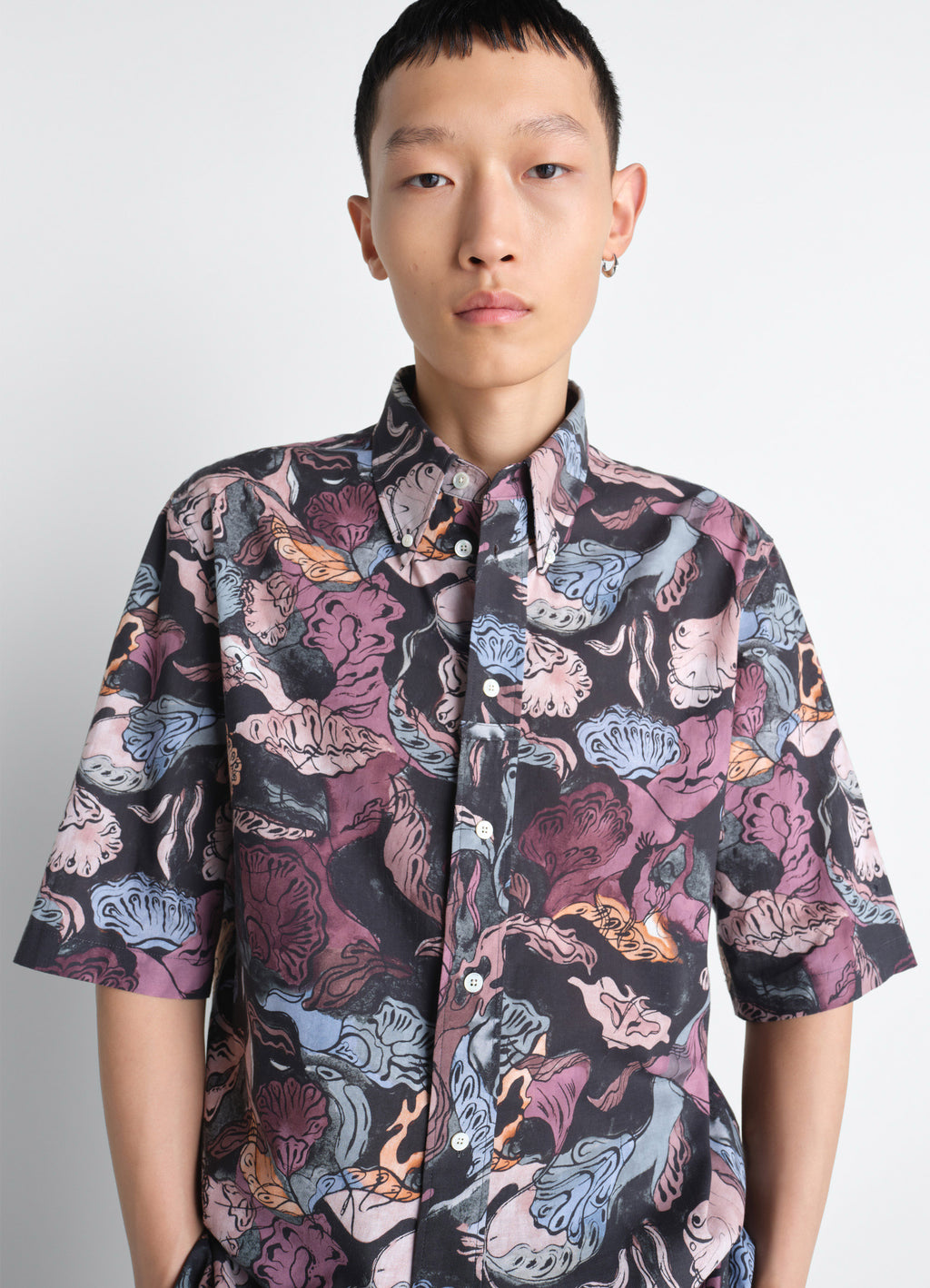 Short sleeve shirt in floral printed cotton