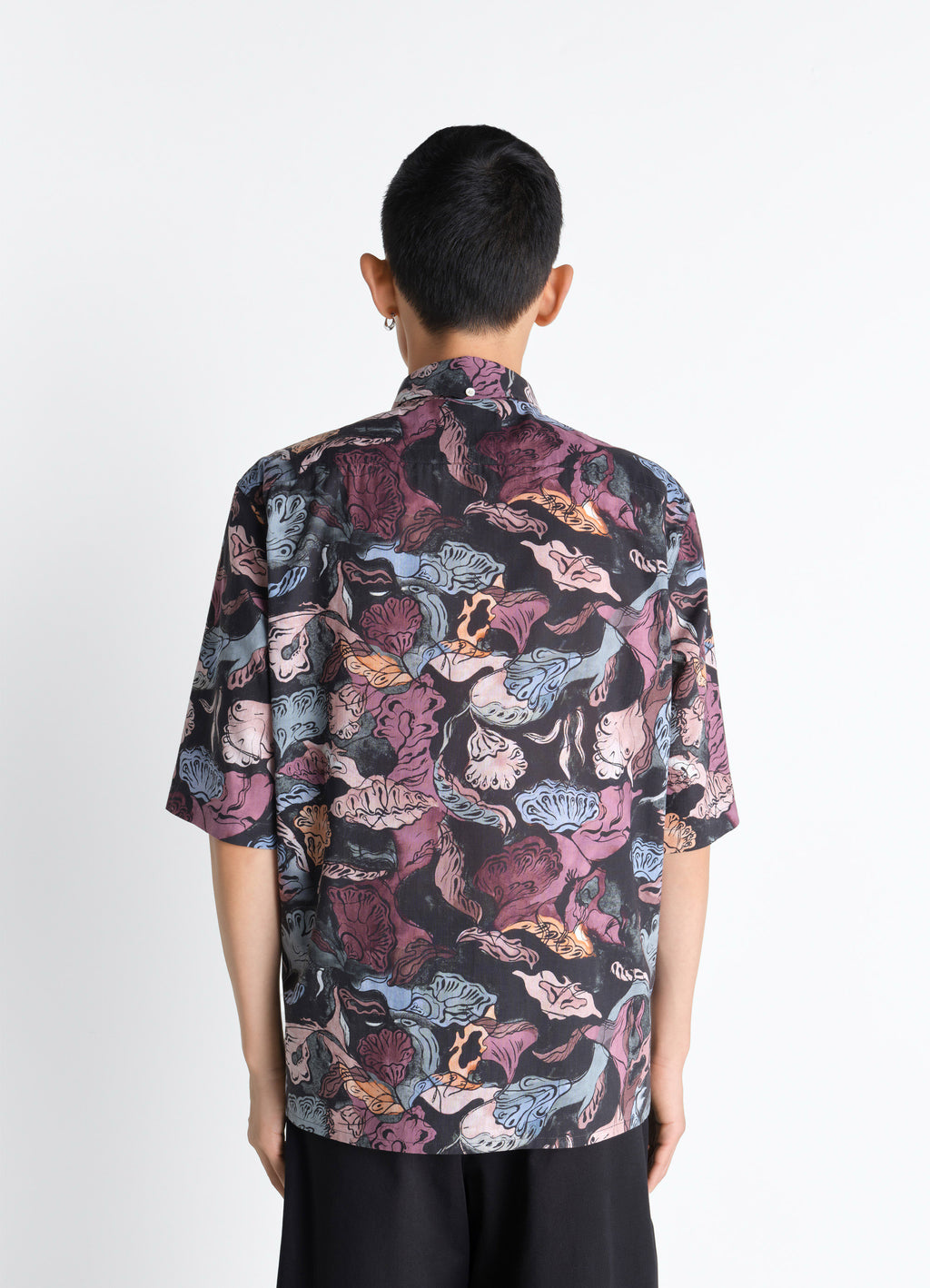 Short sleeve shirt in floral printed cotton
