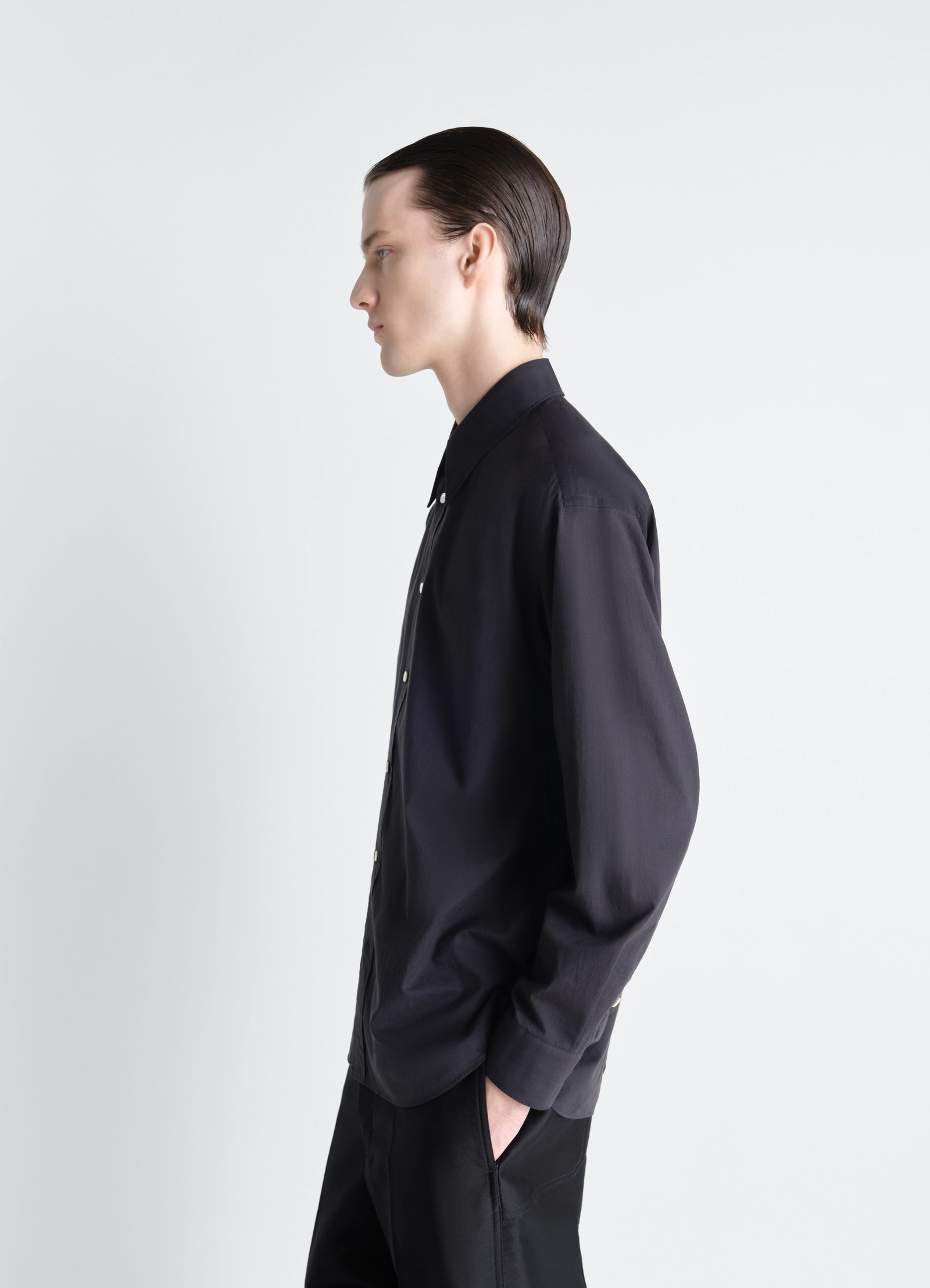 Soft shirt in washed cotton muslin