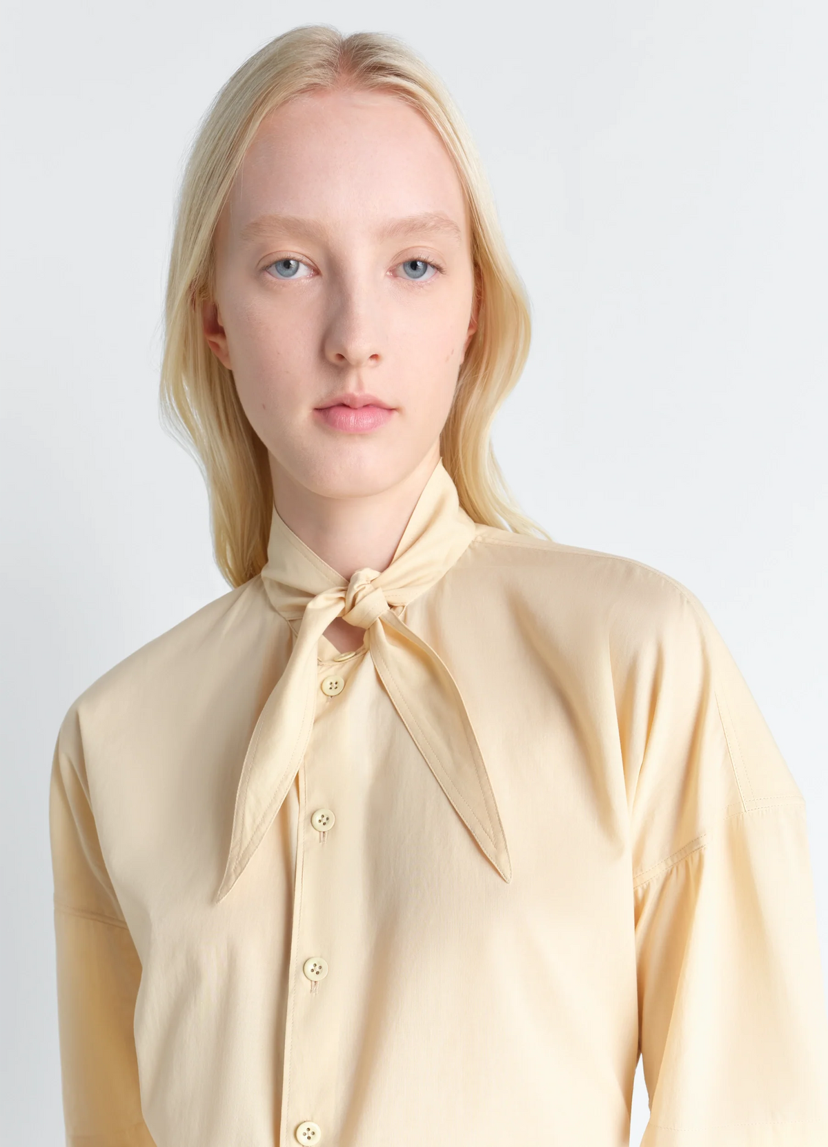SHORT SLEEVE SHIRT WITH FOULARD IN WASHED COTTON MUSLIN - Ice