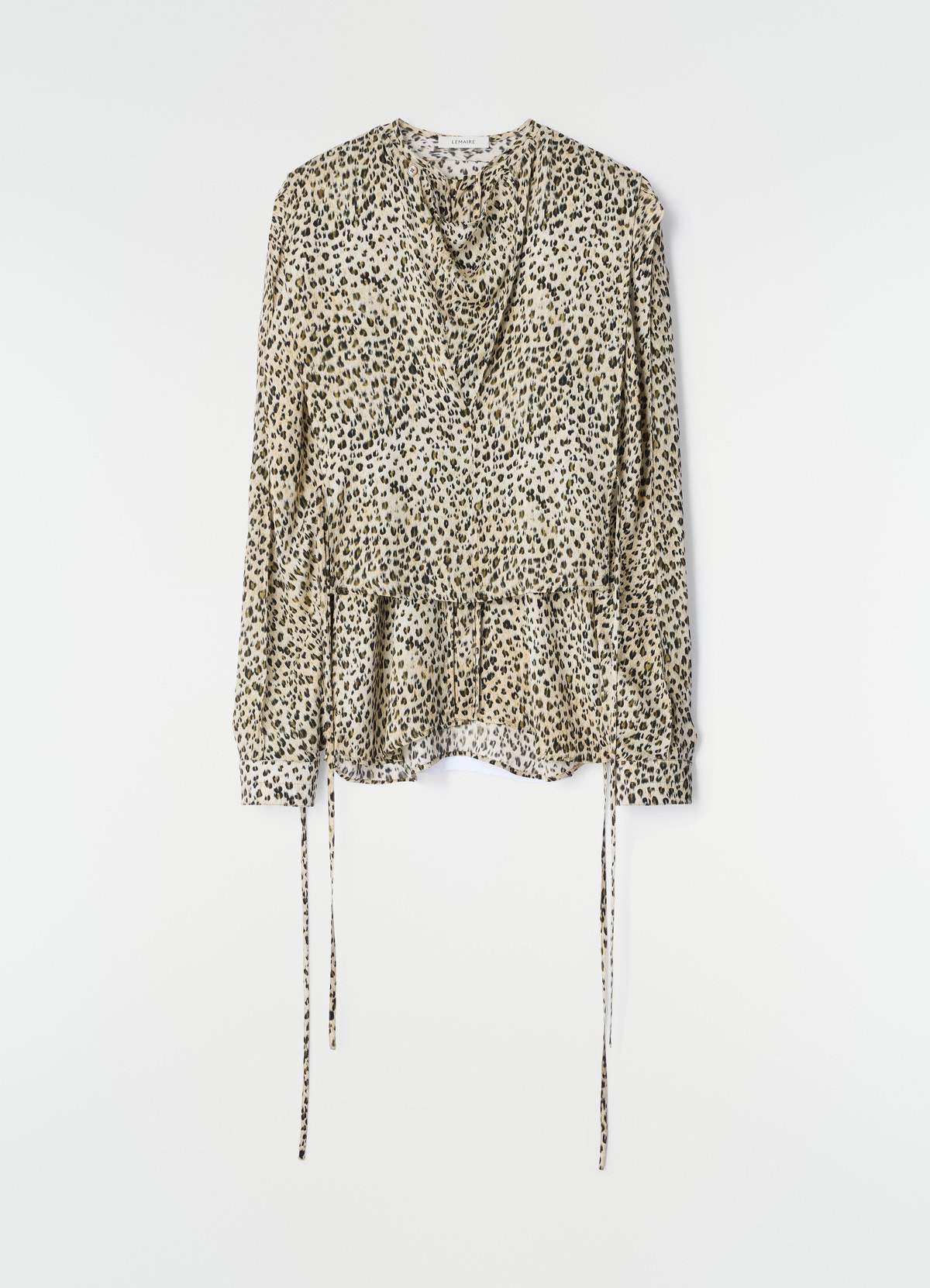 Bluse mit lagen aus viskose mit leoparden-print, in beige, produktansicht vor weißem hintergrund, vorderansicht, print sichtbar