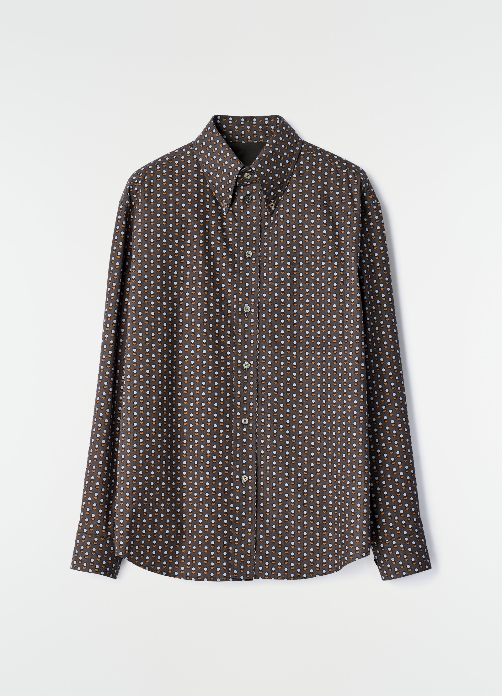 Button-down-hemd aus baumwolle mit kreis-print, in braun, produktansicht vor weißem hintergrund, knöpfe sichtbar, print sichtbar