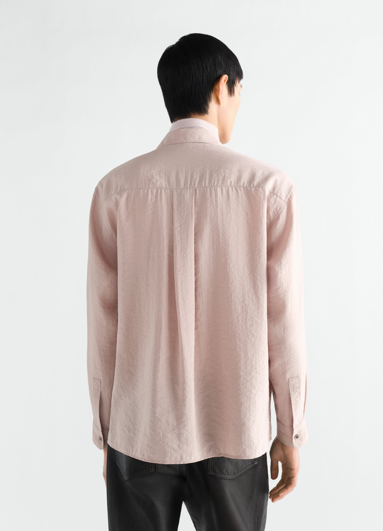 Convertible collar shirt lemaire in pale pink dry silk worn by model back view