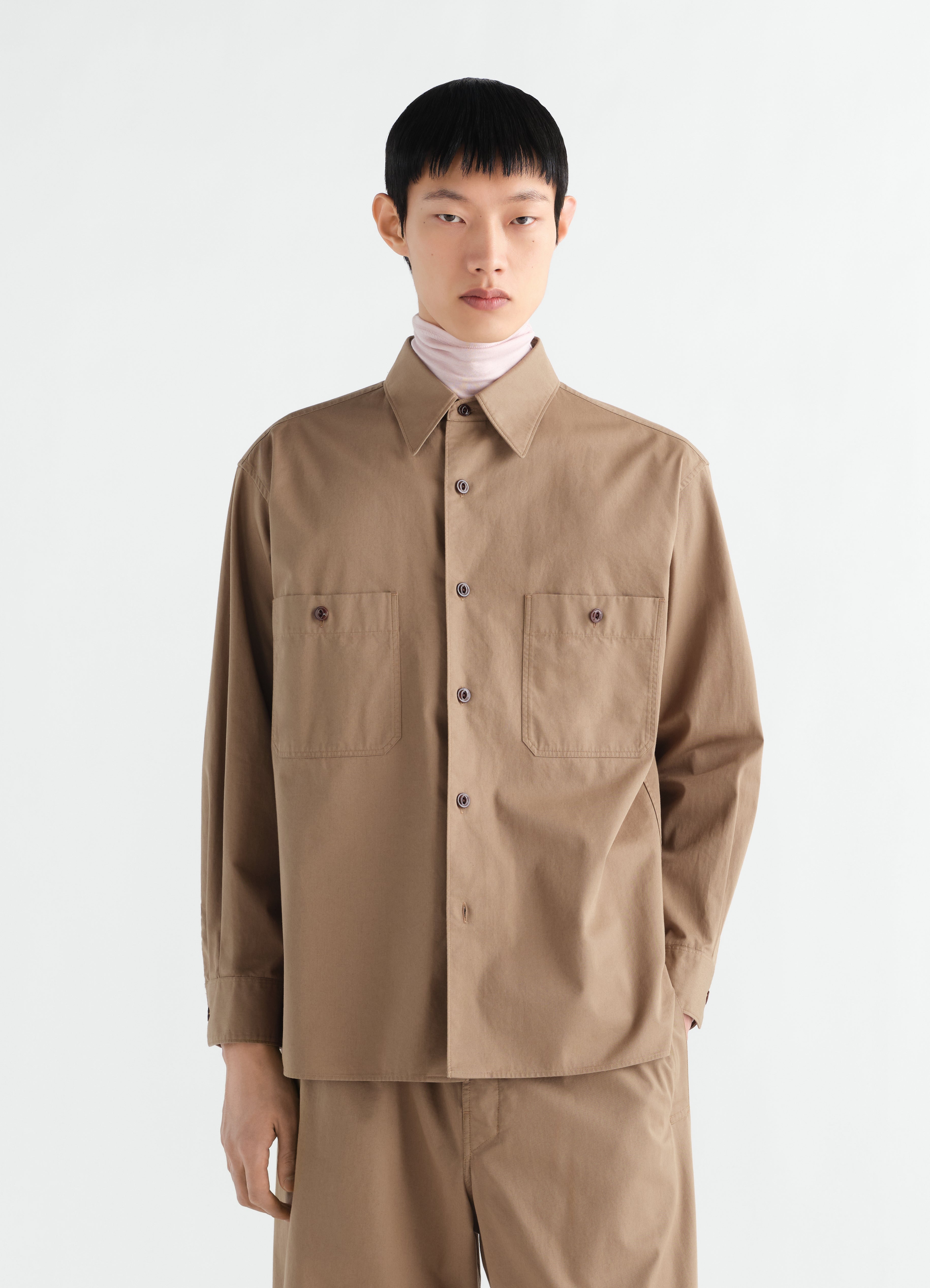 TWO-POCKET SHIRT IN LIGHT COTTON TWILL